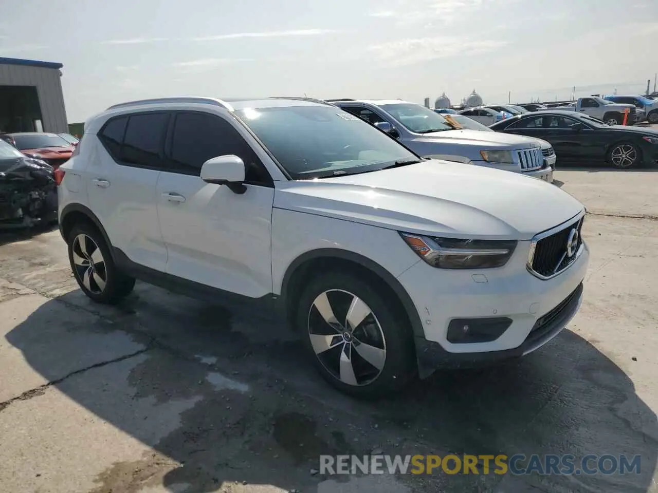 4 Фотография поврежденного автомобиля YV4AC2HK3K2068990 VOLVO XC40 2019