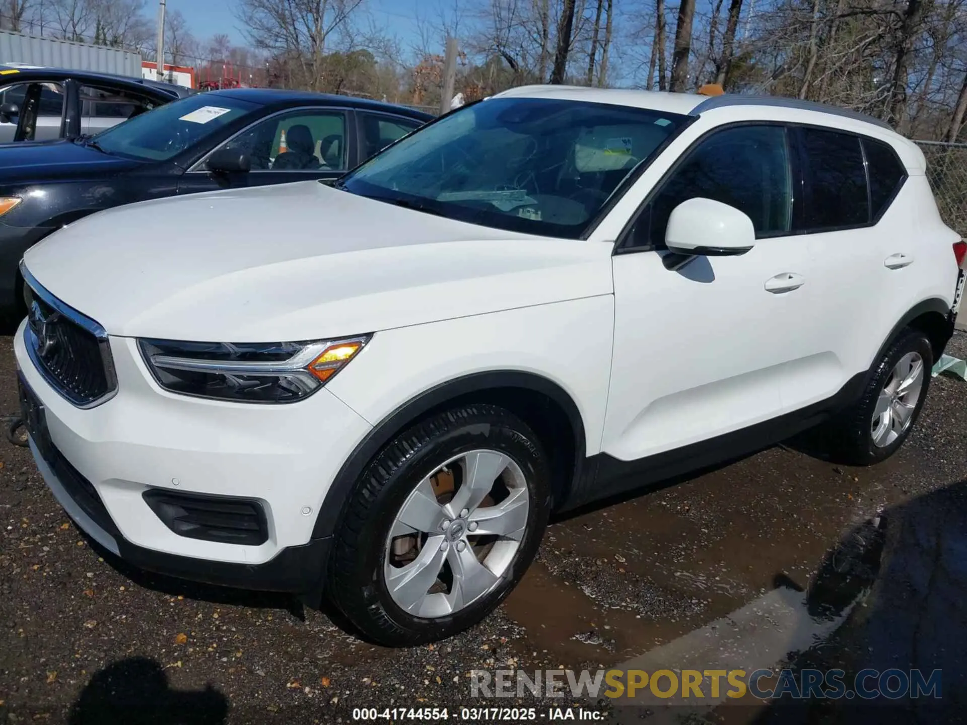 2 Фотография поврежденного автомобиля YV4AC2HK4K2130185 VOLVO XC40 2019
