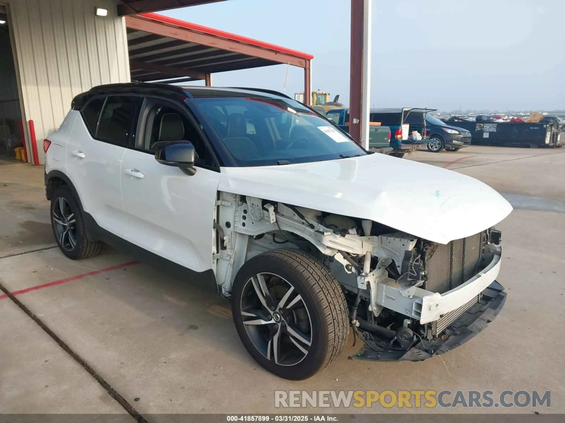 1 Photograph of a damaged car YV4AC2HM7K2149105 VOLVO XC40 2019