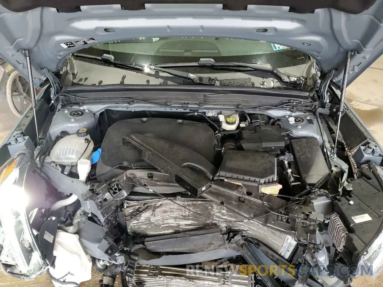 12 Photograph of a damaged car YV4162UK4L2200587 VOLVO XC40 2020