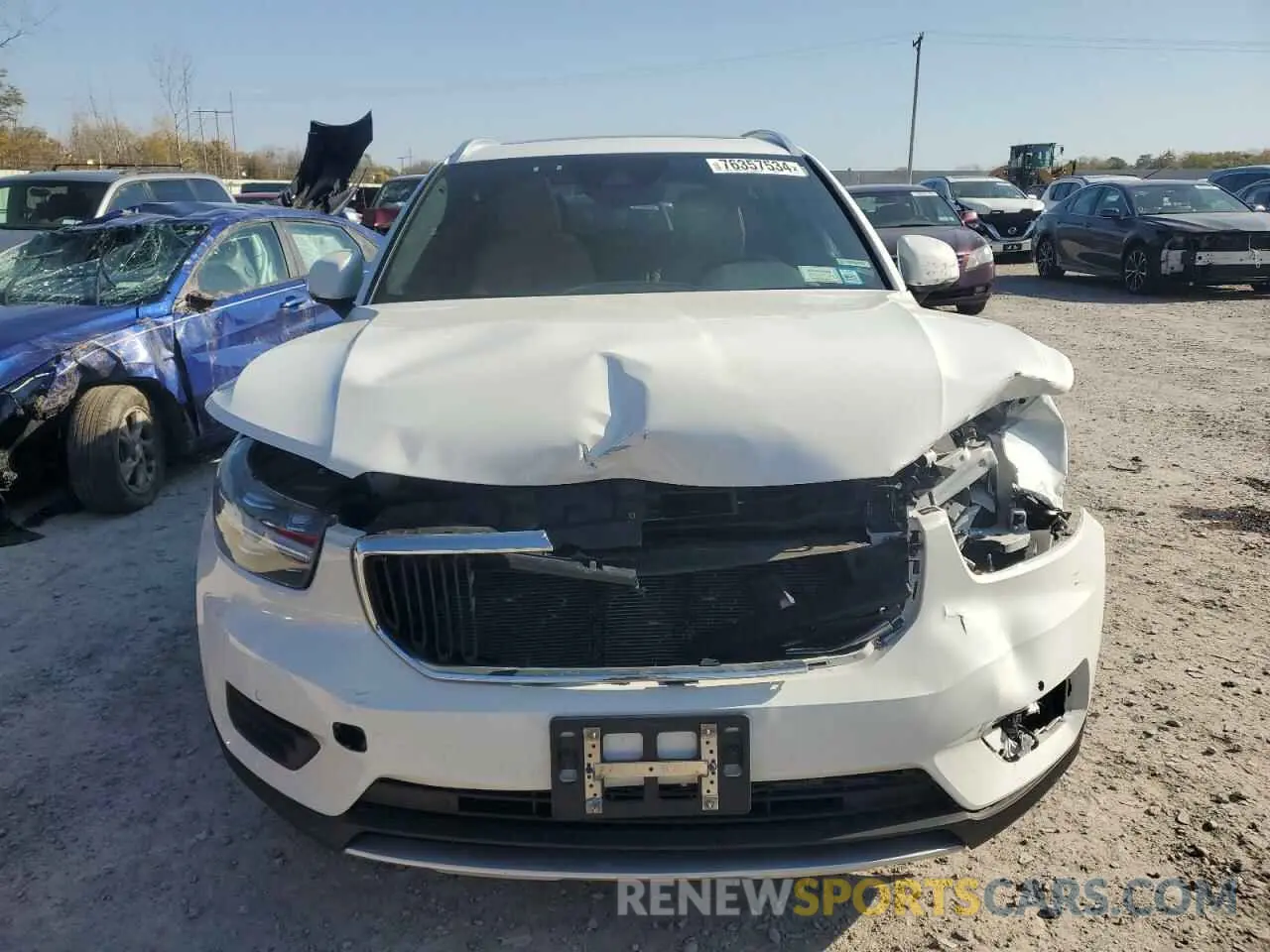 5 Photograph of a damaged car YV4162UK7L2270620 VOLVO XC40 2020