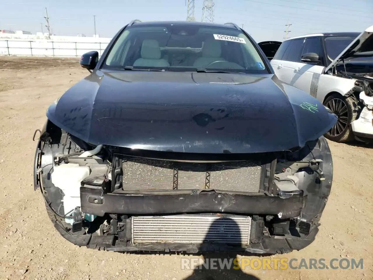 5 Photograph of a damaged car YV4162UK7L2287983 VOLVO XC40 2020