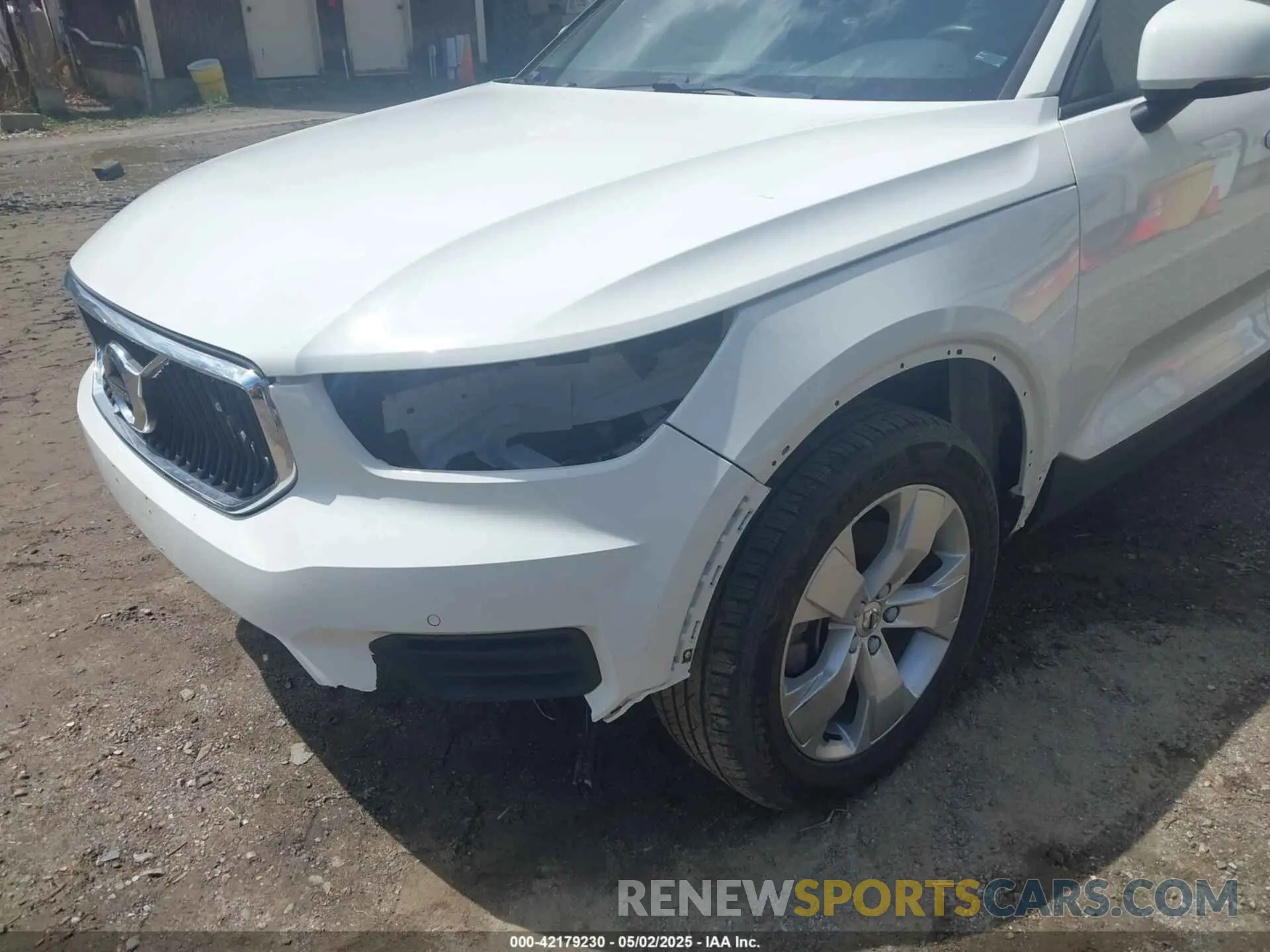 20 Photograph of a damaged car YV4162UK7L2336776 VOLVO XC40 2020
