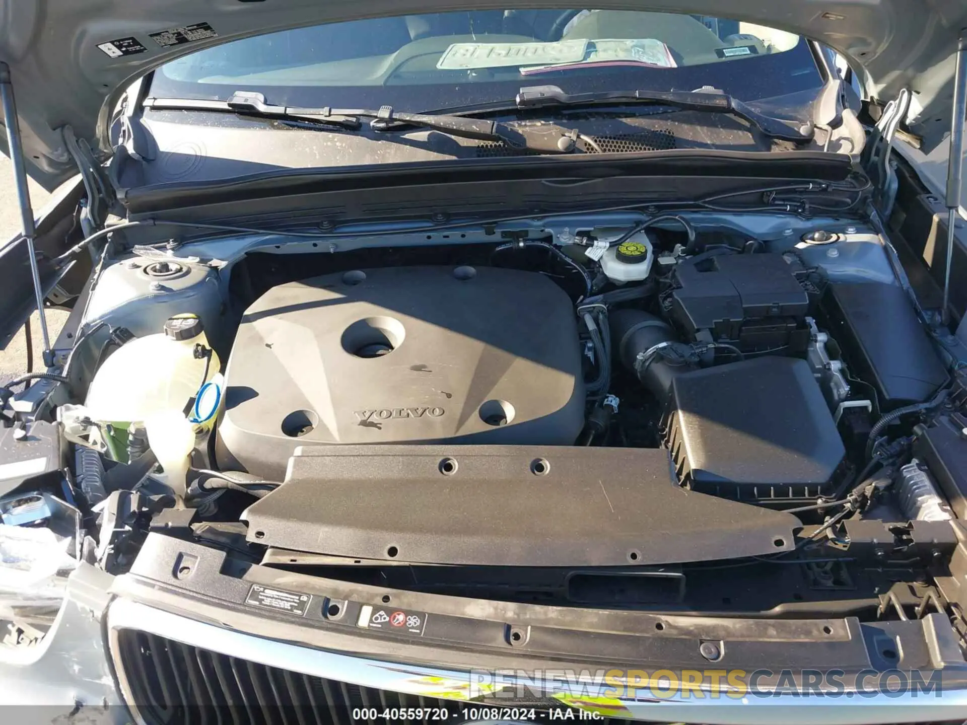 10 Фотография поврежденного автомобиля YV4162UK8L2197886 VOLVO XC40 2020
