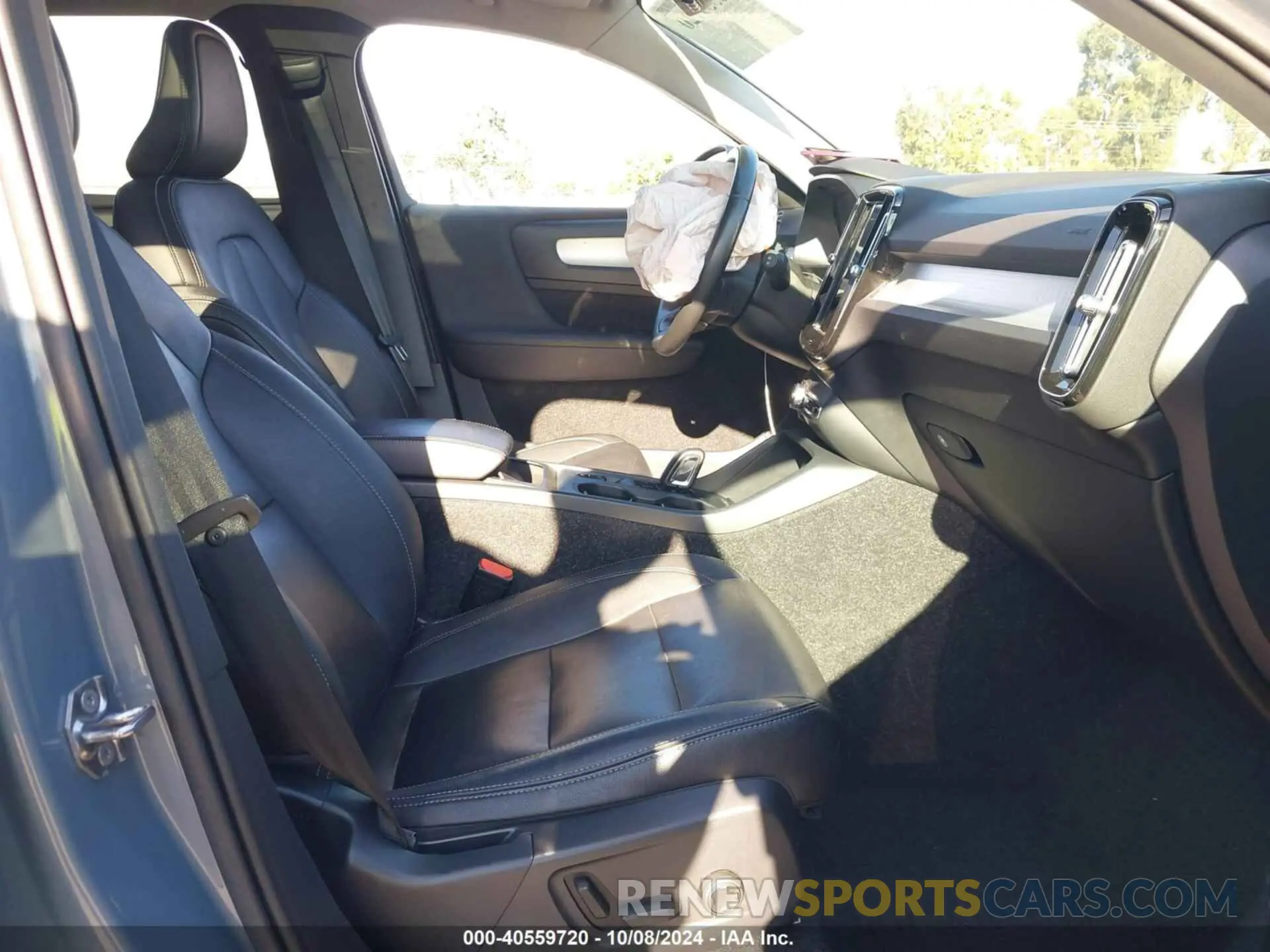 5 Фотография поврежденного автомобиля YV4162UK8L2197886 VOLVO XC40 2020