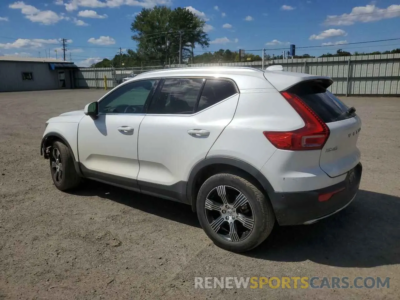 2 Фотография поврежденного автомобиля YV4162UL0L2233904 VOLVO XC40 2020