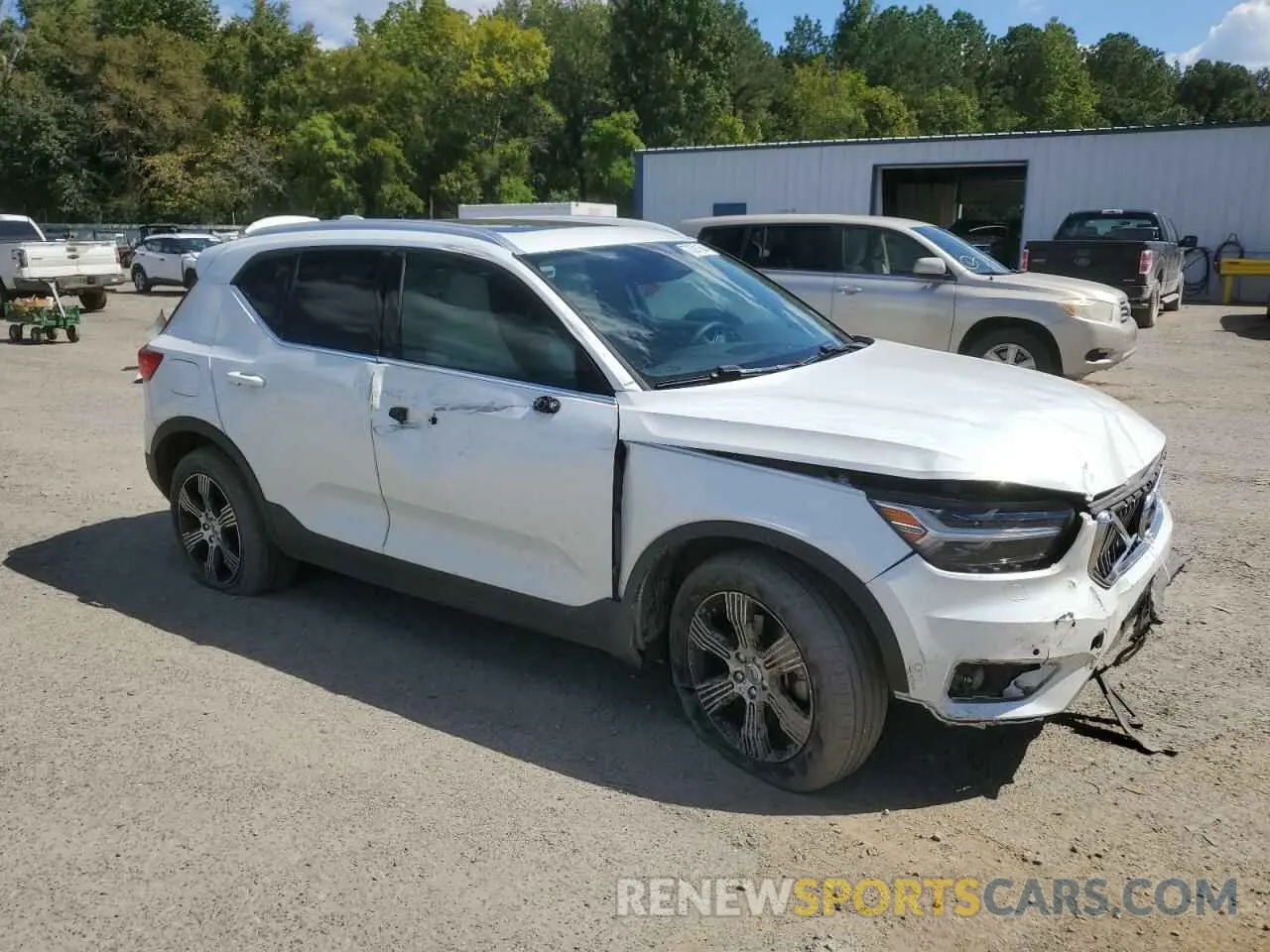 4 Фотография поврежденного автомобиля YV4162UL0L2233904 VOLVO XC40 2020
