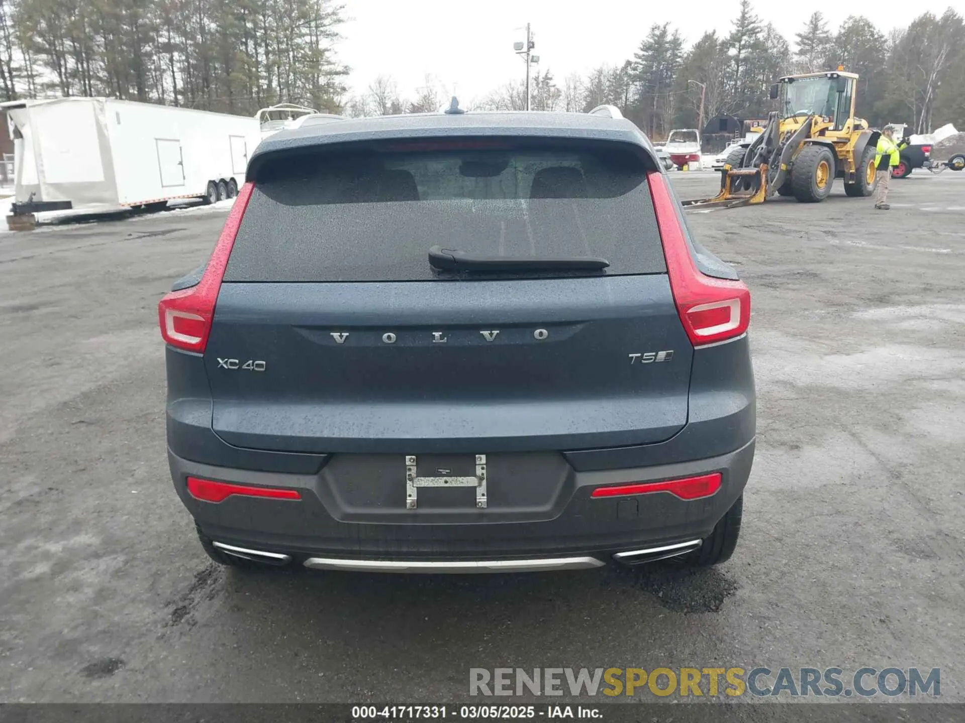 16 Photograph of a damaged car YV4162UL9L2264634 VOLVO XC40 2020