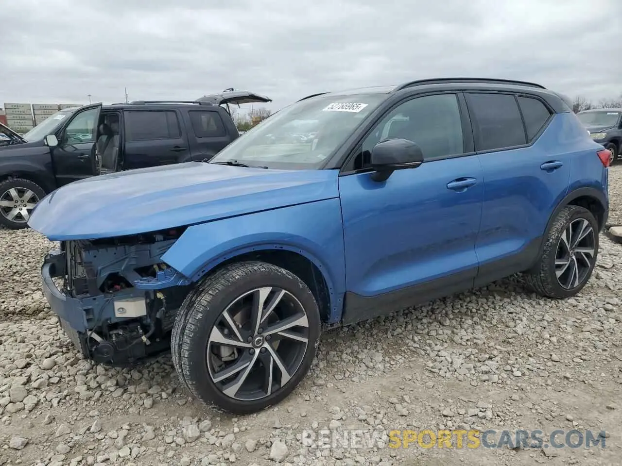 1 Фотография поврежденного автомобиля YV4162UM0L2307461 VOLVO XC40 2020