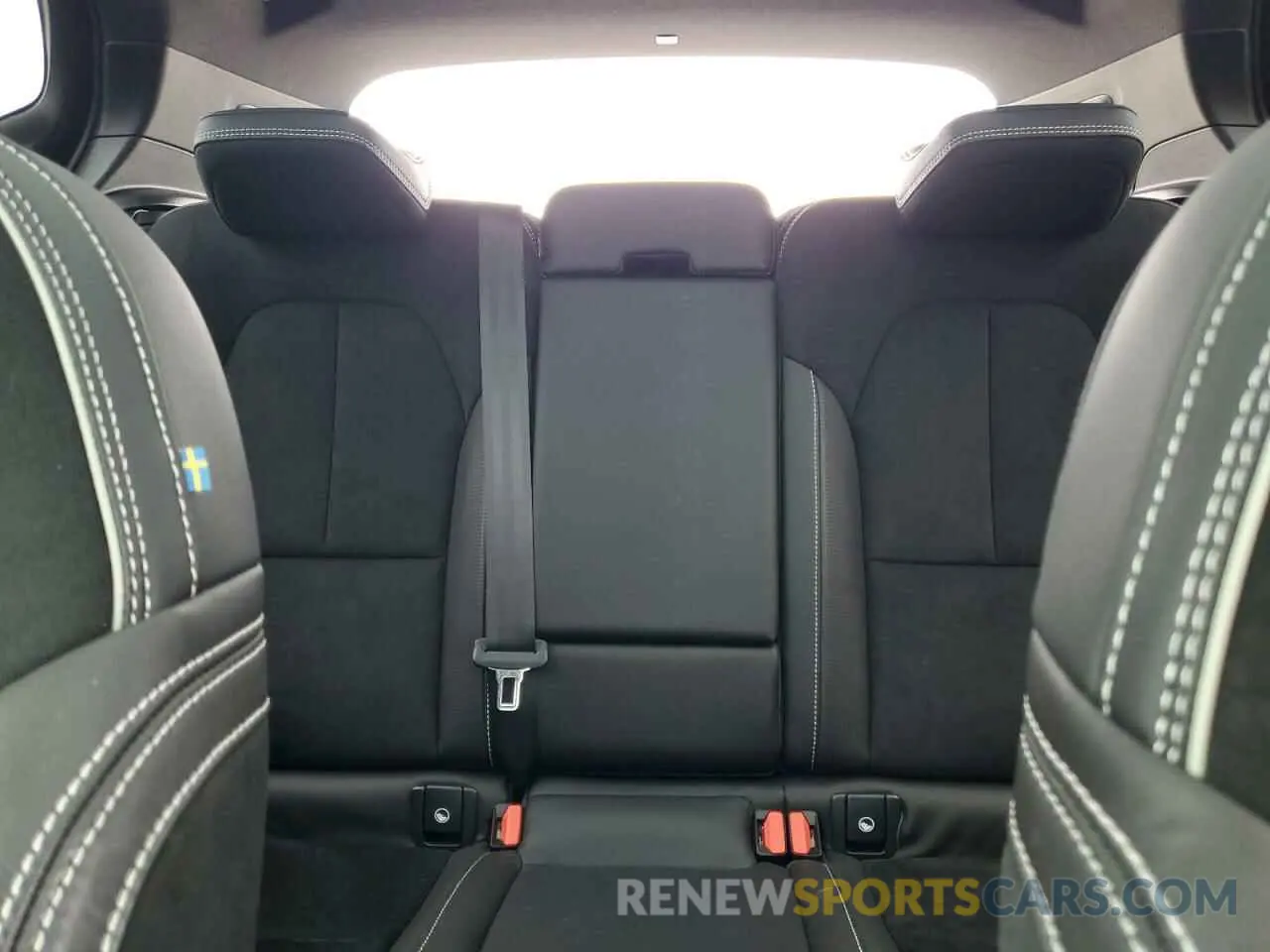 10 Фотография поврежденного автомобиля YV4162UM0L2307461 VOLVO XC40 2020
