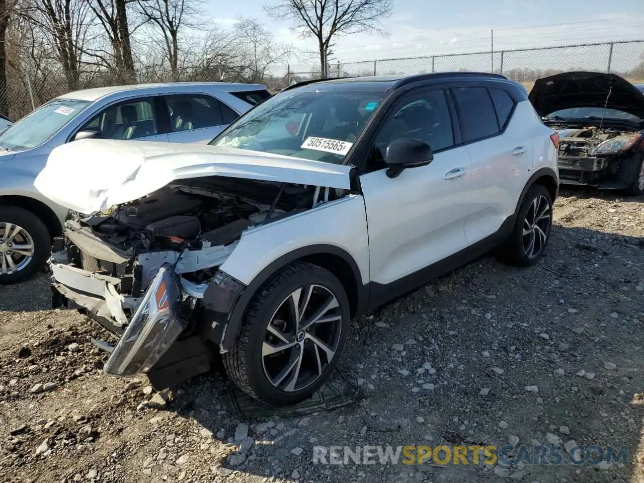 1 Photograph of a damaged car YV4162UM2L2280957 VOLVO XC40 2020