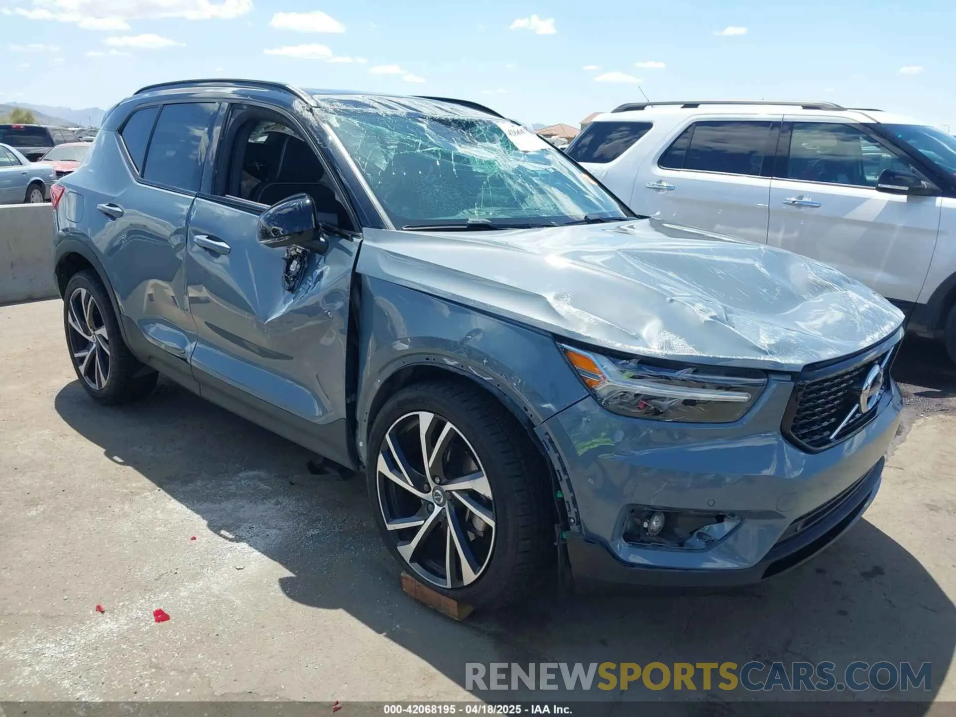6 Фотография поврежденного автомобиля YV4162UM4L2203295 VOLVO XC40 2020