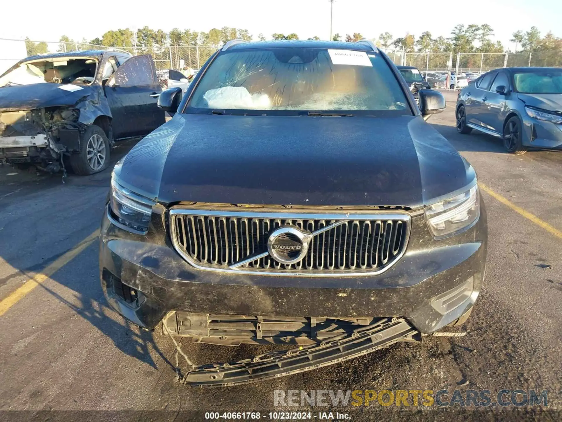12 Photograph of a damaged car YV4AC2HK5L2317419 VOLVO XC40 2020