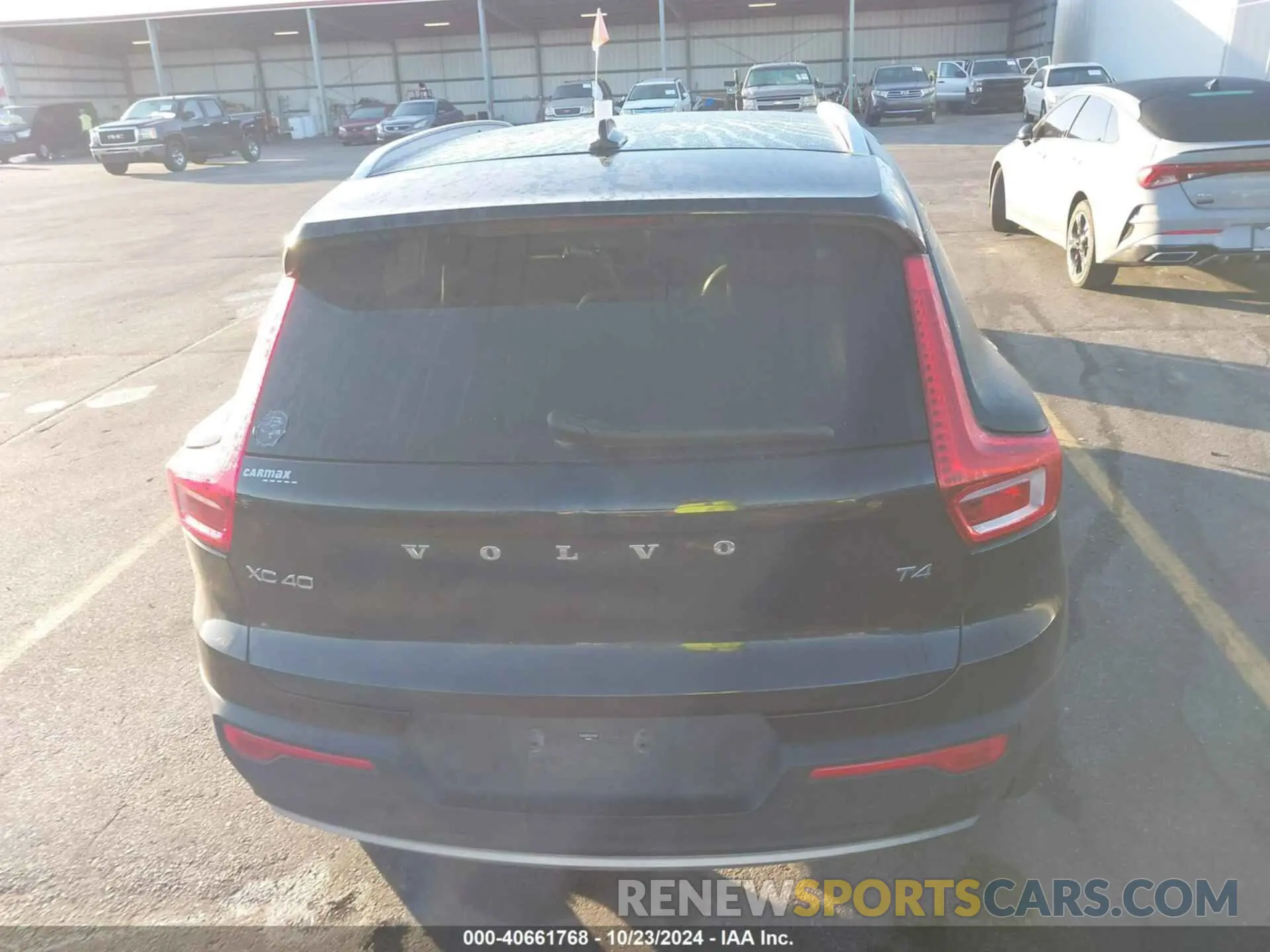 16 Photograph of a damaged car YV4AC2HK5L2317419 VOLVO XC40 2020