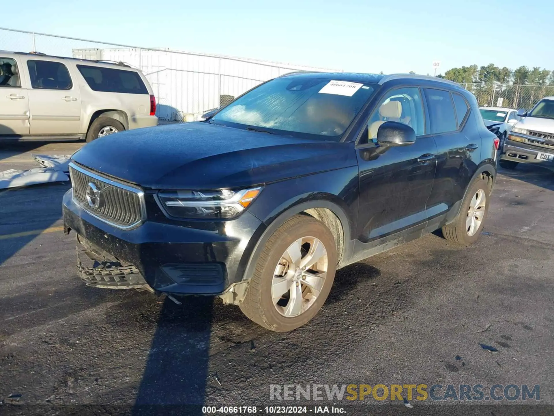 2 Photograph of a damaged car YV4AC2HK5L2317419 VOLVO XC40 2020