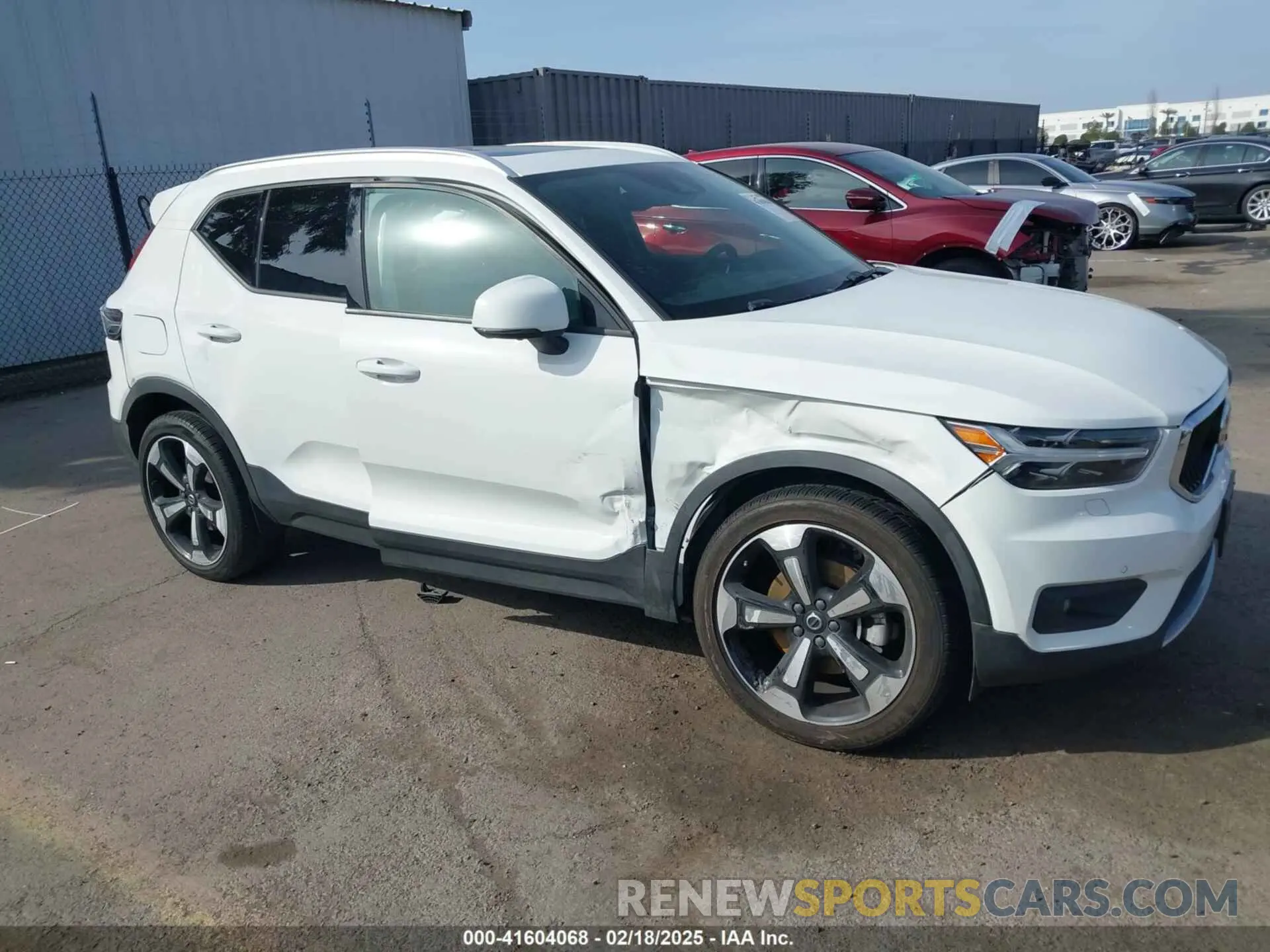 6 Photograph of a damaged car YV4AC2HK9L2206453 VOLVO XC40 2020