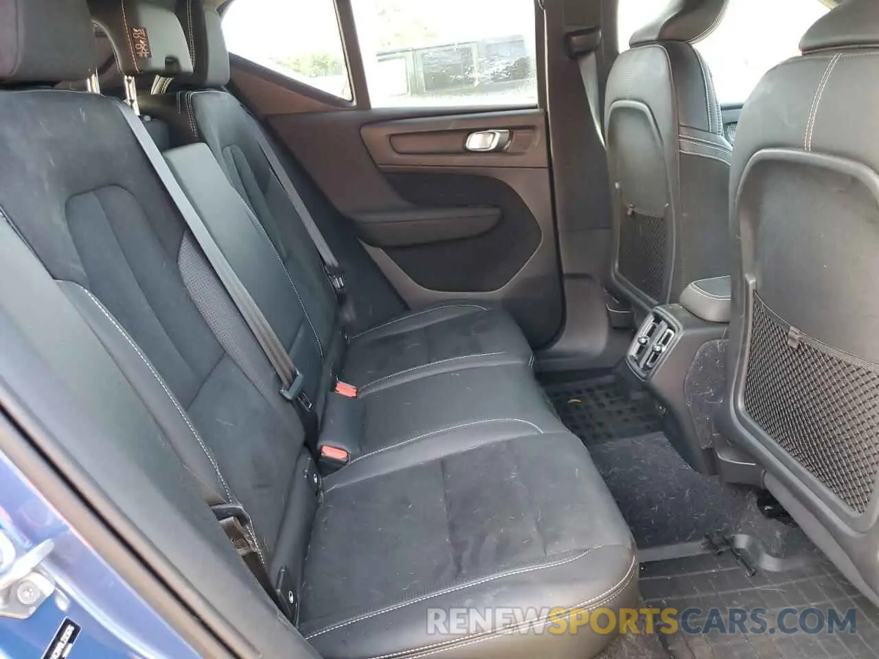 11 Фотография поврежденного автомобиля YV4AC2HM9L2323676 VOLVO XC40 2020