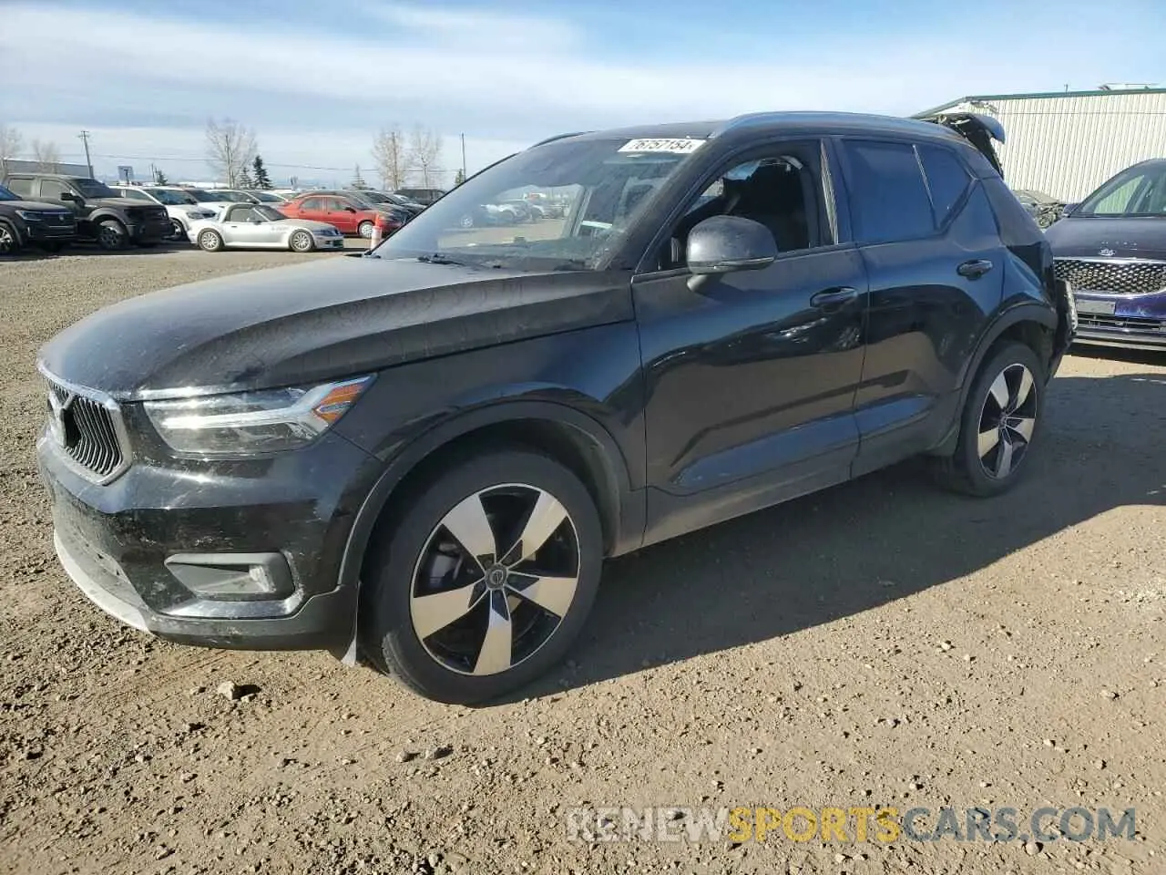 1 Фотография поврежденного автомобиля YV4162UK6M2423599 VOLVO XC40 2021