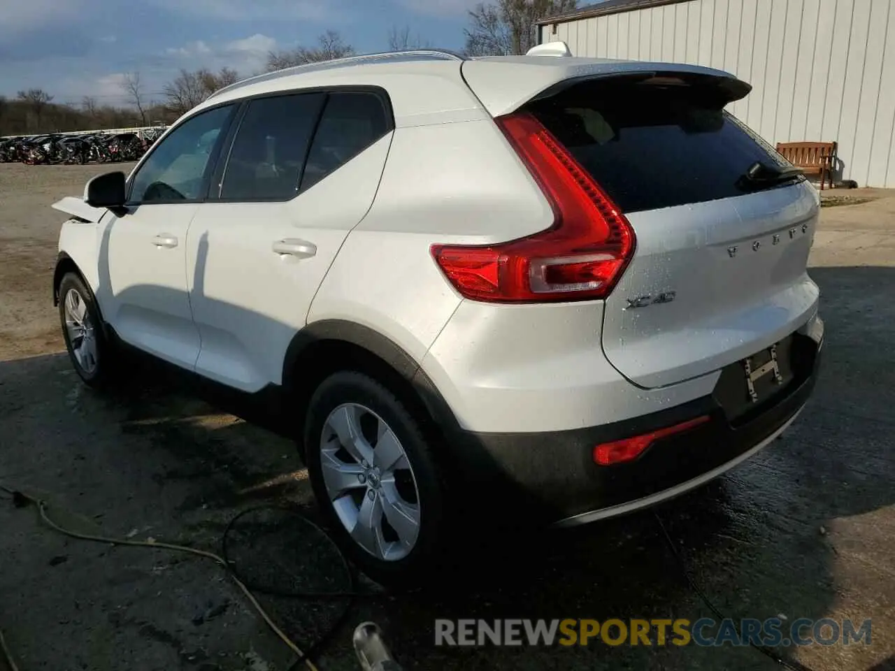 2 Фотография поврежденного автомобиля YV4162UK6M2603228 VOLVO XC40 2021