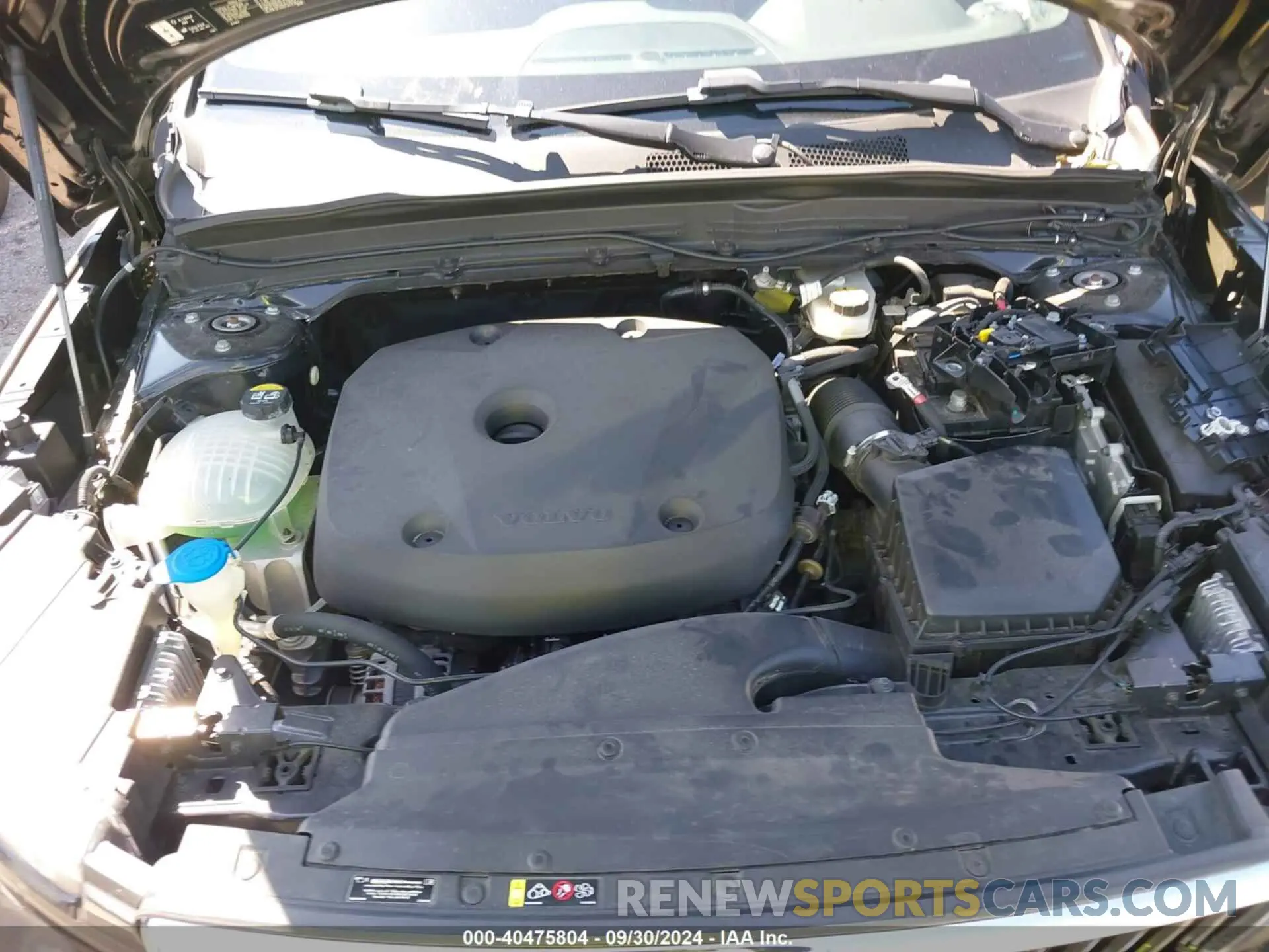 10 Photograph of a damaged car YV4162UL3M2526438 VOLVO XC40 2021
