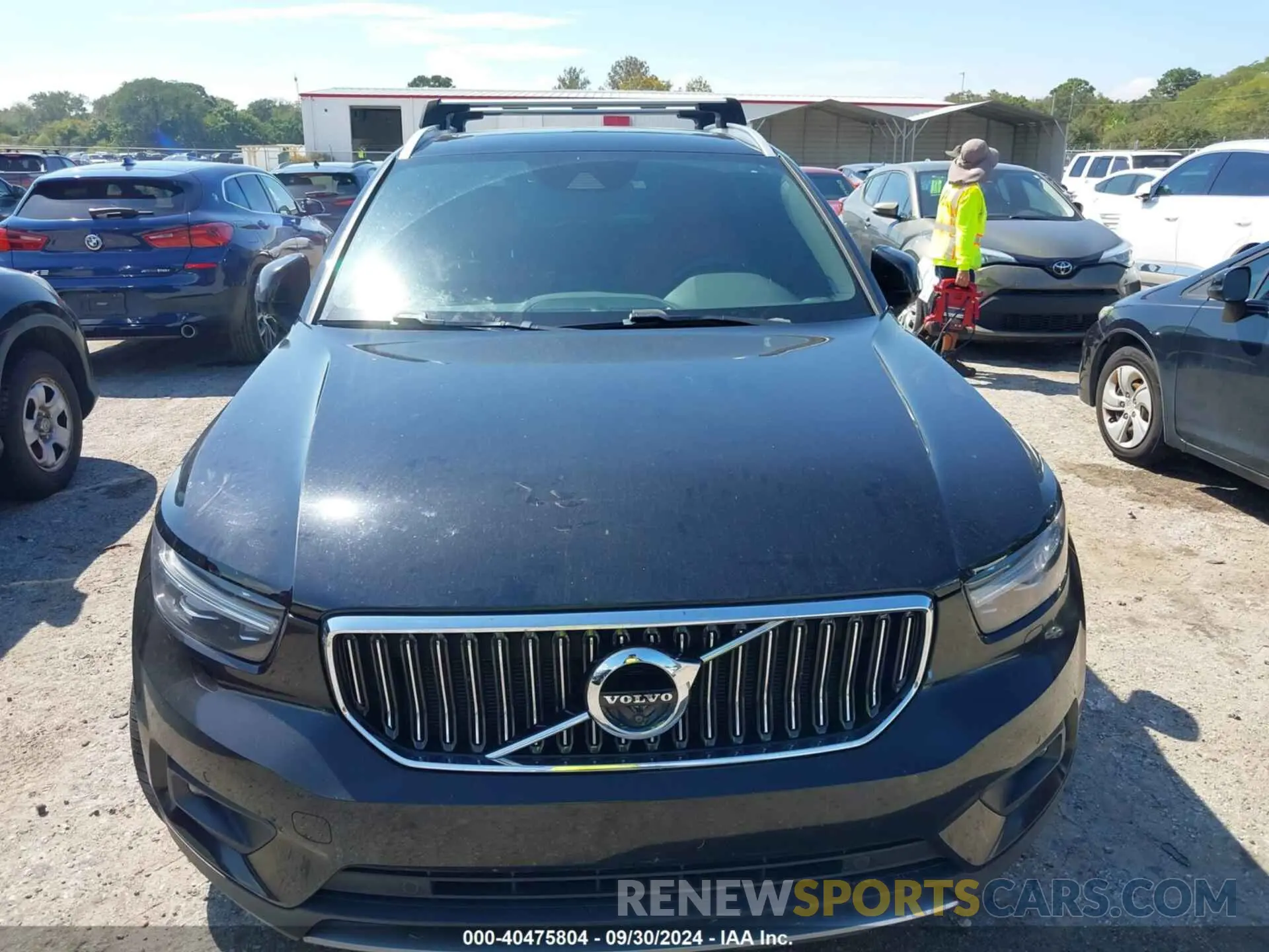 12 Photograph of a damaged car YV4162UL3M2526438 VOLVO XC40 2021