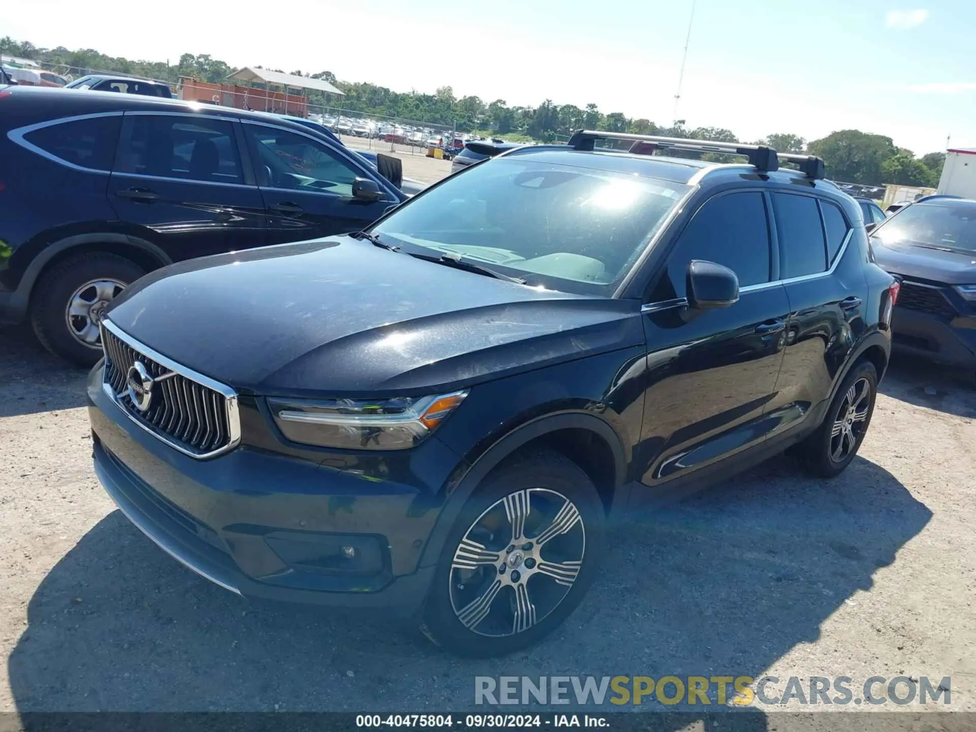 2 Photograph of a damaged car YV4162UL3M2526438 VOLVO XC40 2021