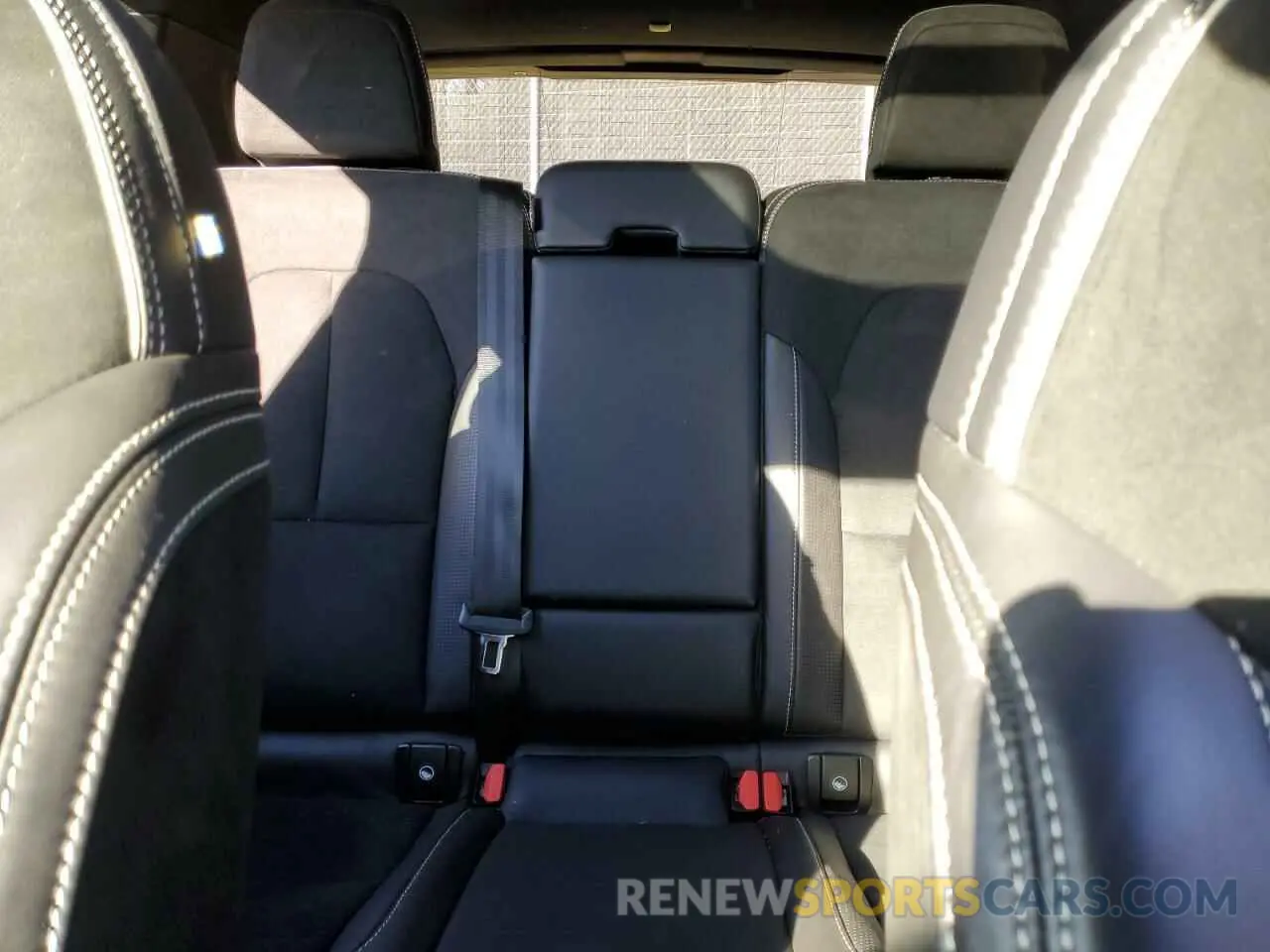 10 Фотография поврежденного автомобиля YV4162UM2M2462305 VOLVO XC40 2021