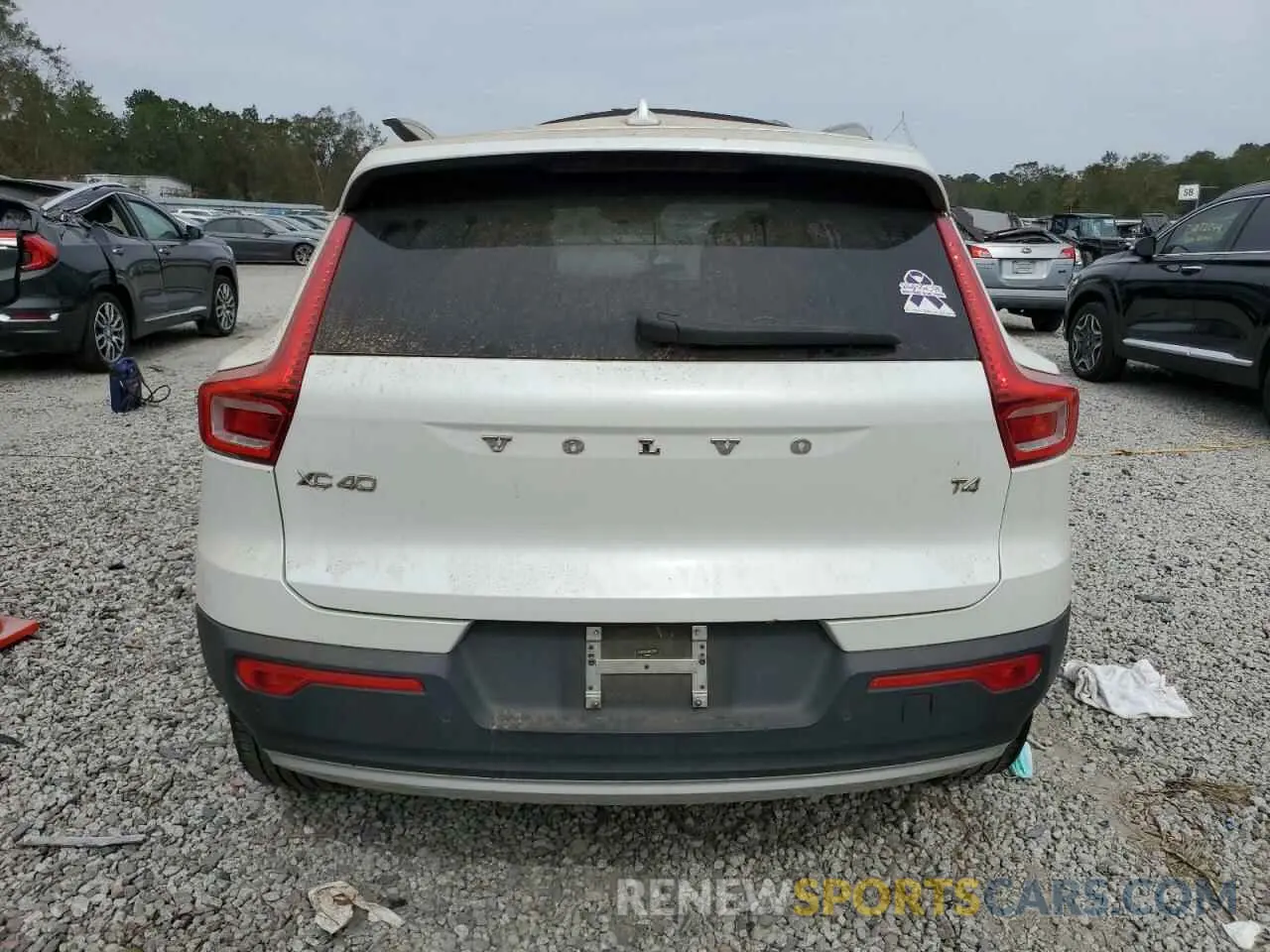 6 Photograph of a damaged car YV4AC2HK5M2475938 VOLVO XC40 2021