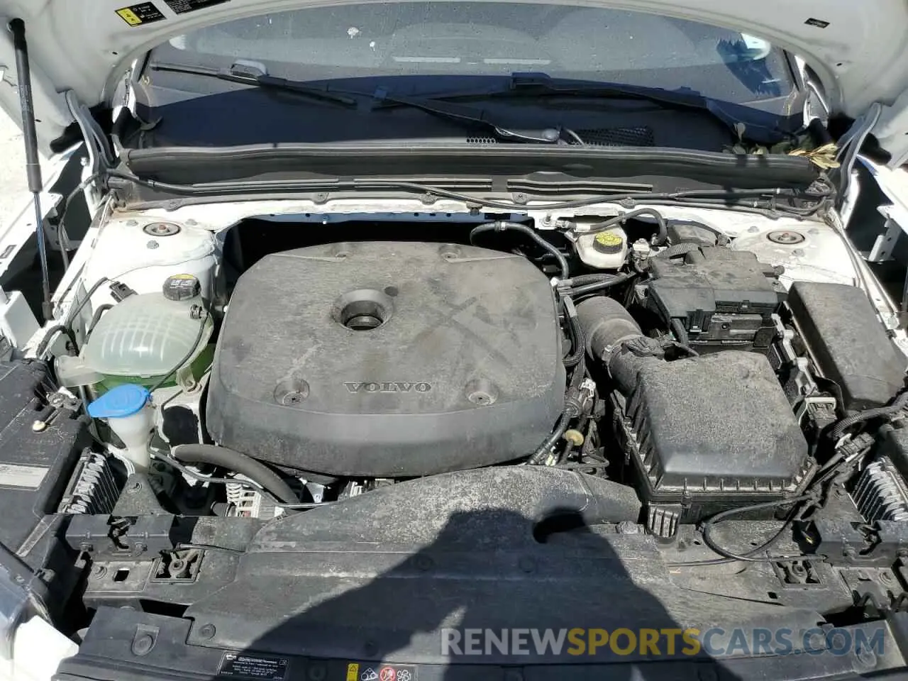 12 Фотография поврежденного автомобиля YV4AC2HK5M2602249 VOLVO XC40 2021