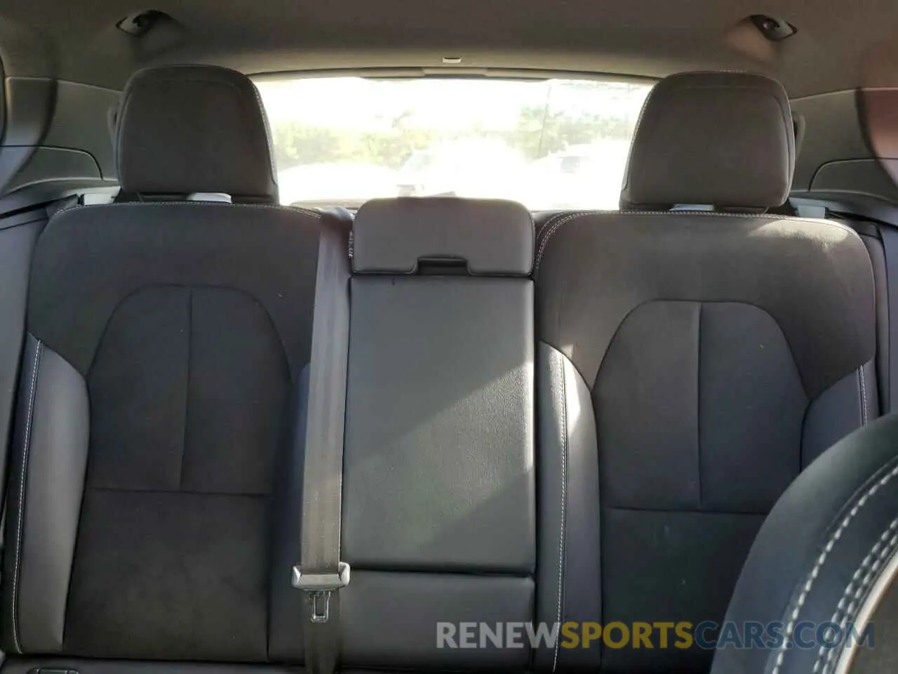 10 Photograph of a damaged car YV4AC2HM3M2537869 VOLVO XC40 2021