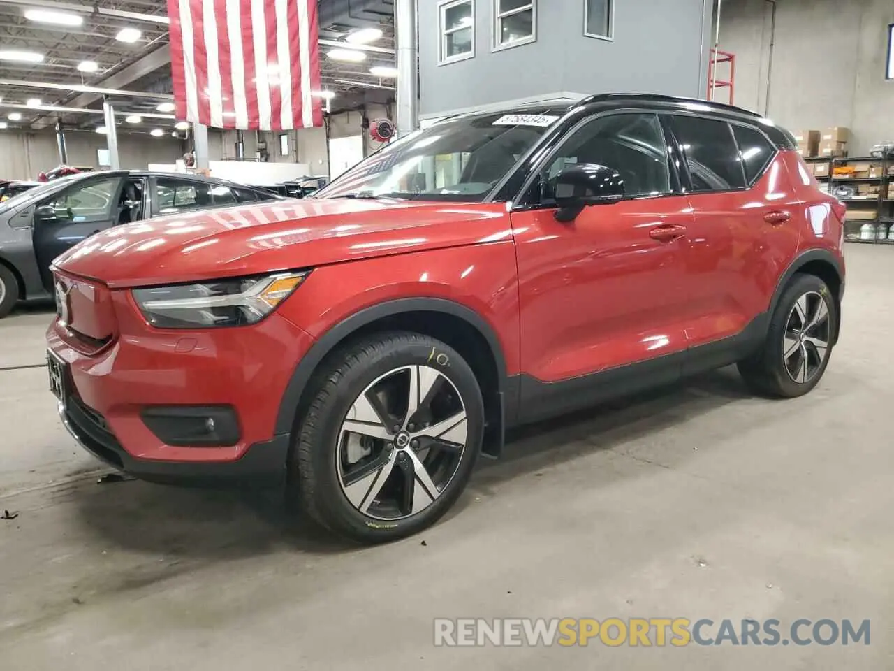 1 Фотография поврежденного автомобиля YV4ED3UR8M2529871 VOLVO XC40 2021