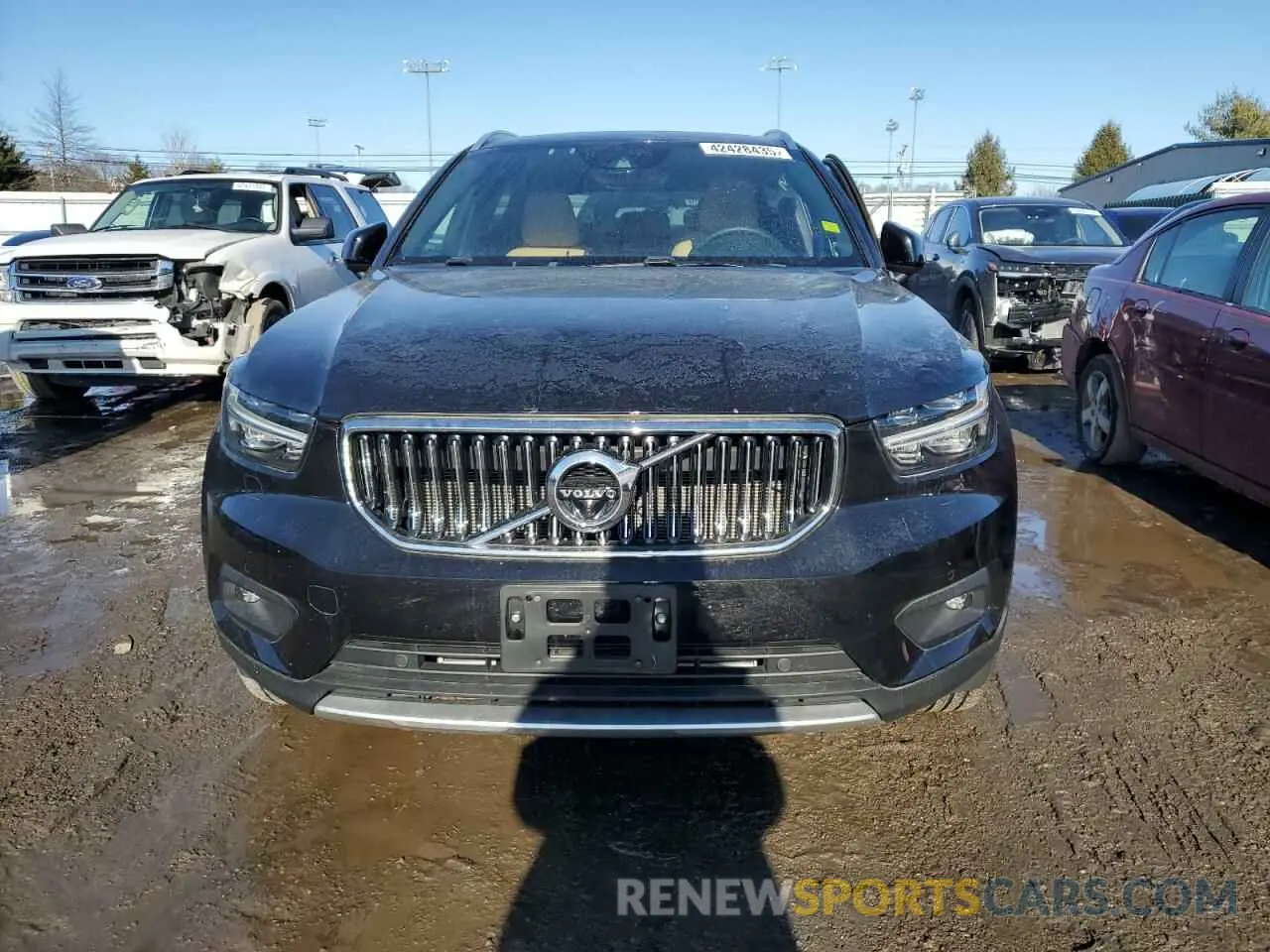 5 Photograph of a damaged car YV4162UL3N2776778 VOLVO XC40 2022