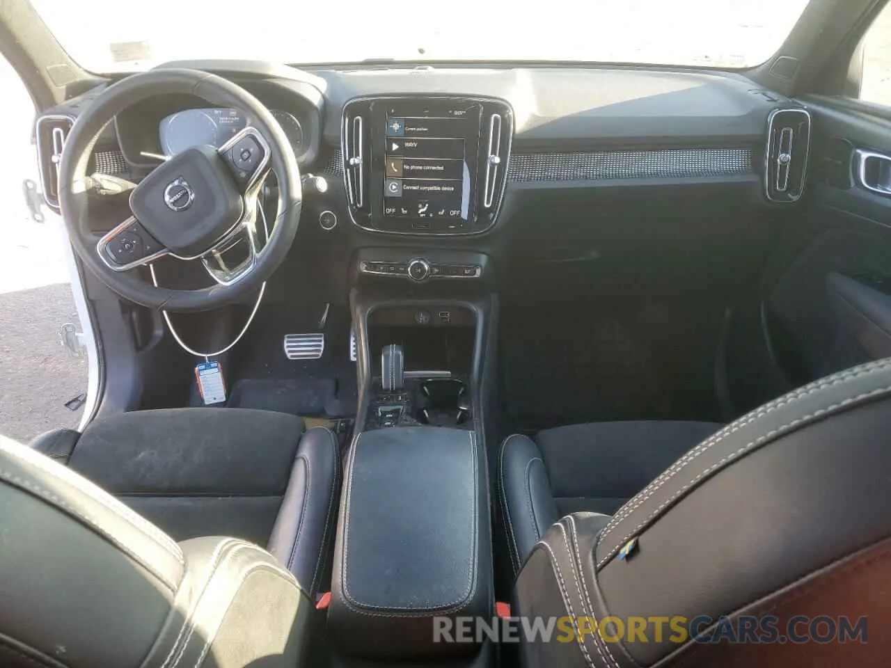 8 Фотография поврежденного автомобиля YV4162UM0N2725201 VOLVO XC40 2022