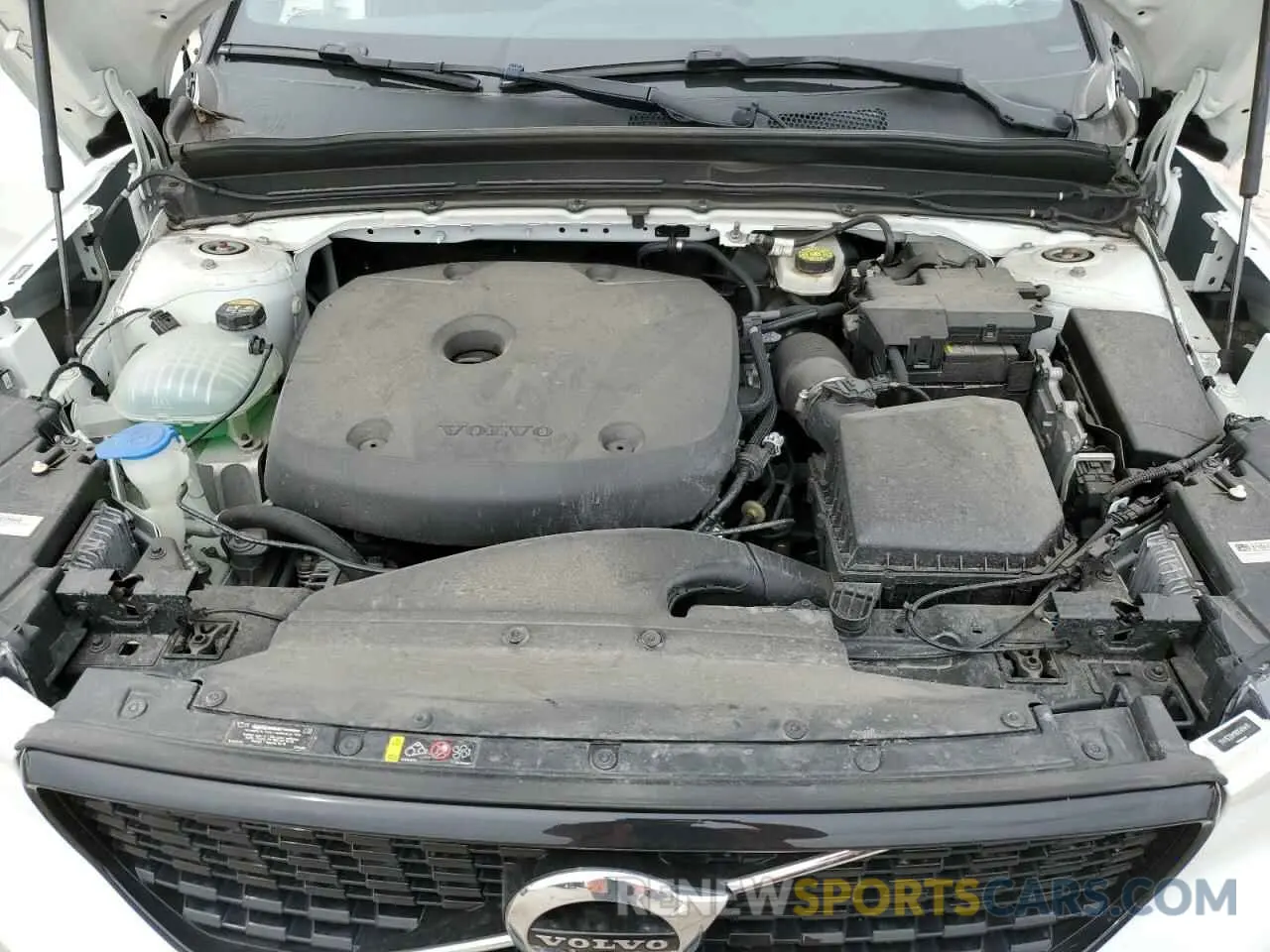 13 Photograph of a damaged car YV4162UM1N2648449 VOLVO XC40 2022