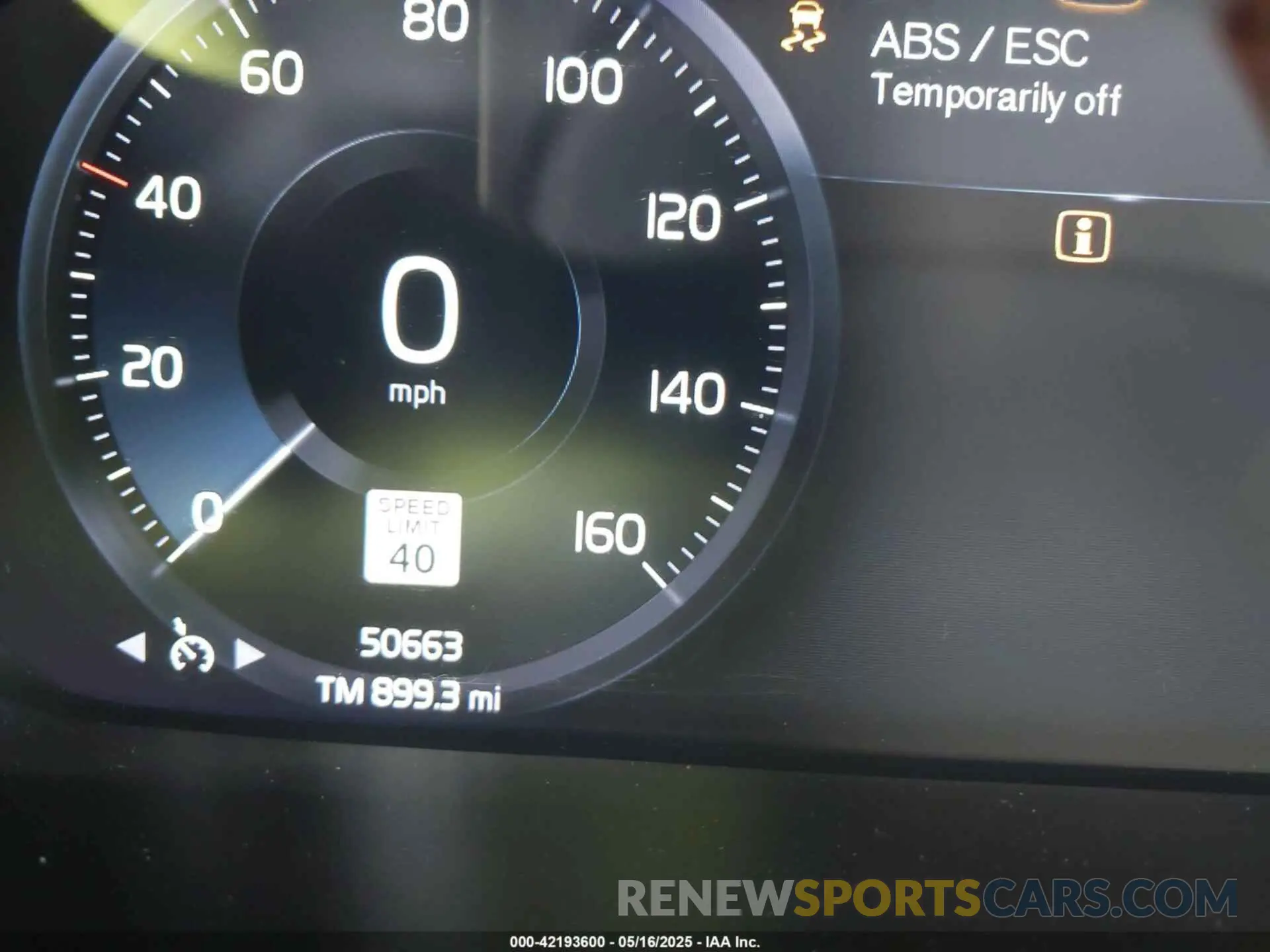 7 Фотография поврежденного автомобиля YV4AC2HK5N2748975 VOLVO XC40 2022