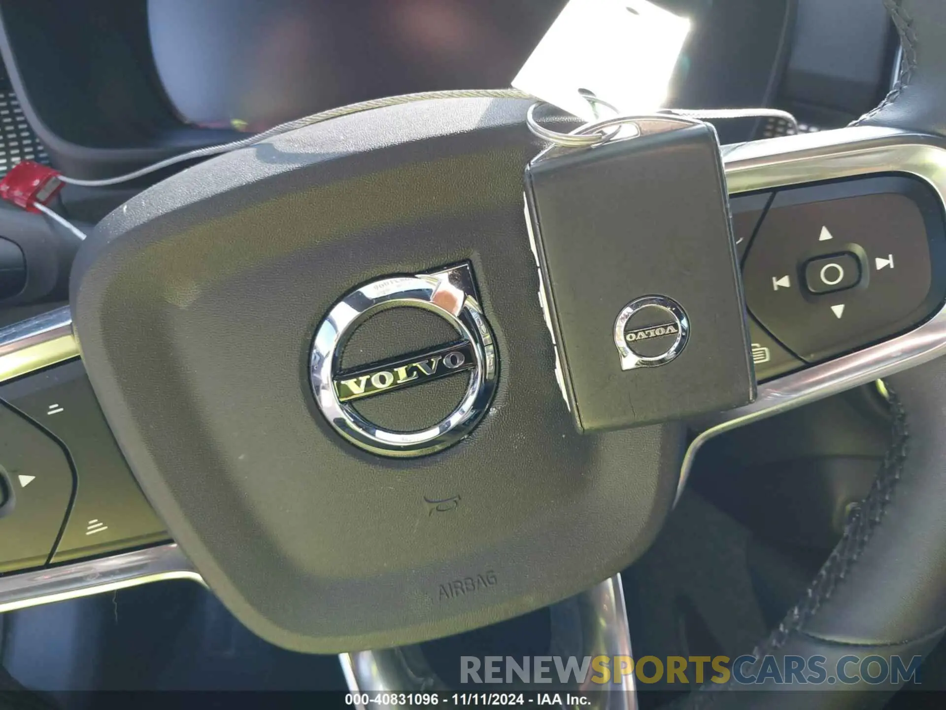 11 Фотография поврежденного автомобиля YV4AC2HM9N2789272 VOLVO XC40 2022