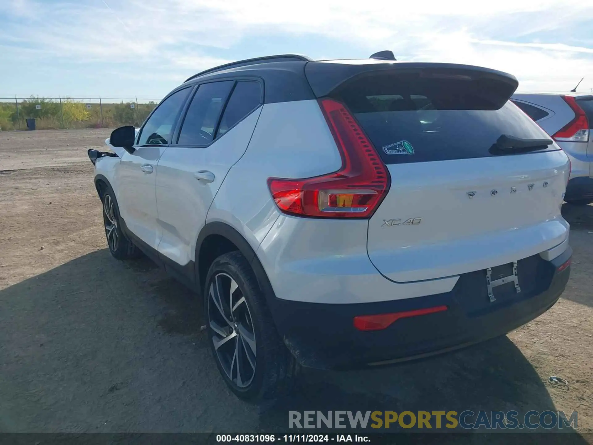 3 Фотография поврежденного автомобиля YV4AC2HM9N2789272 VOLVO XC40 2022