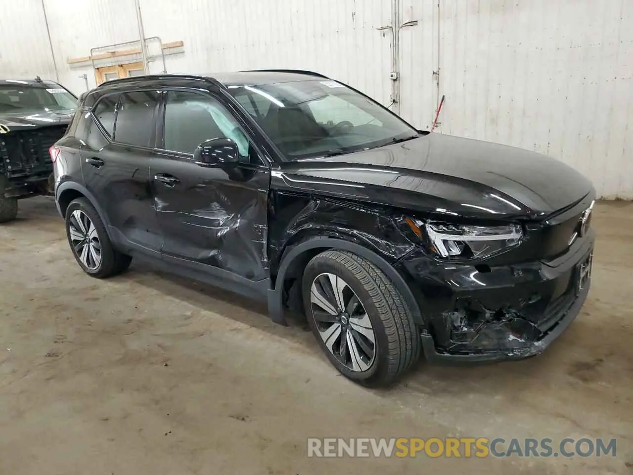 4 Photograph of a damaged car YV4ED3UK7P2058755 VOLVO XC40 2023