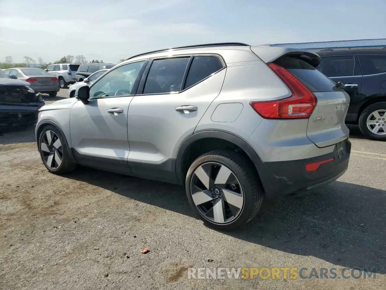 2 Photograph of a damaged car YV4ED3UW6P2069880 VOLVO XC40 2023