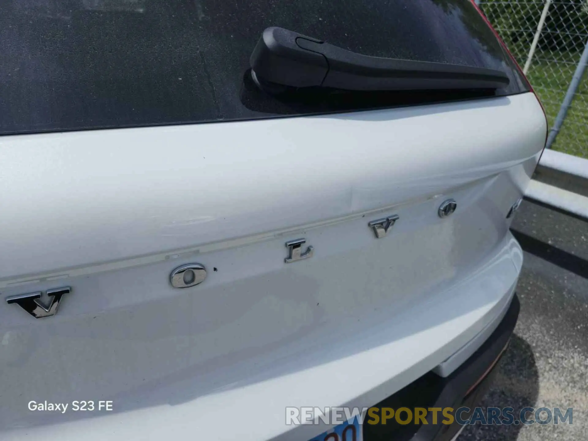 6 Photograph of a damaged car YV4K92HK1P2058873 VOLVO XC40 2023