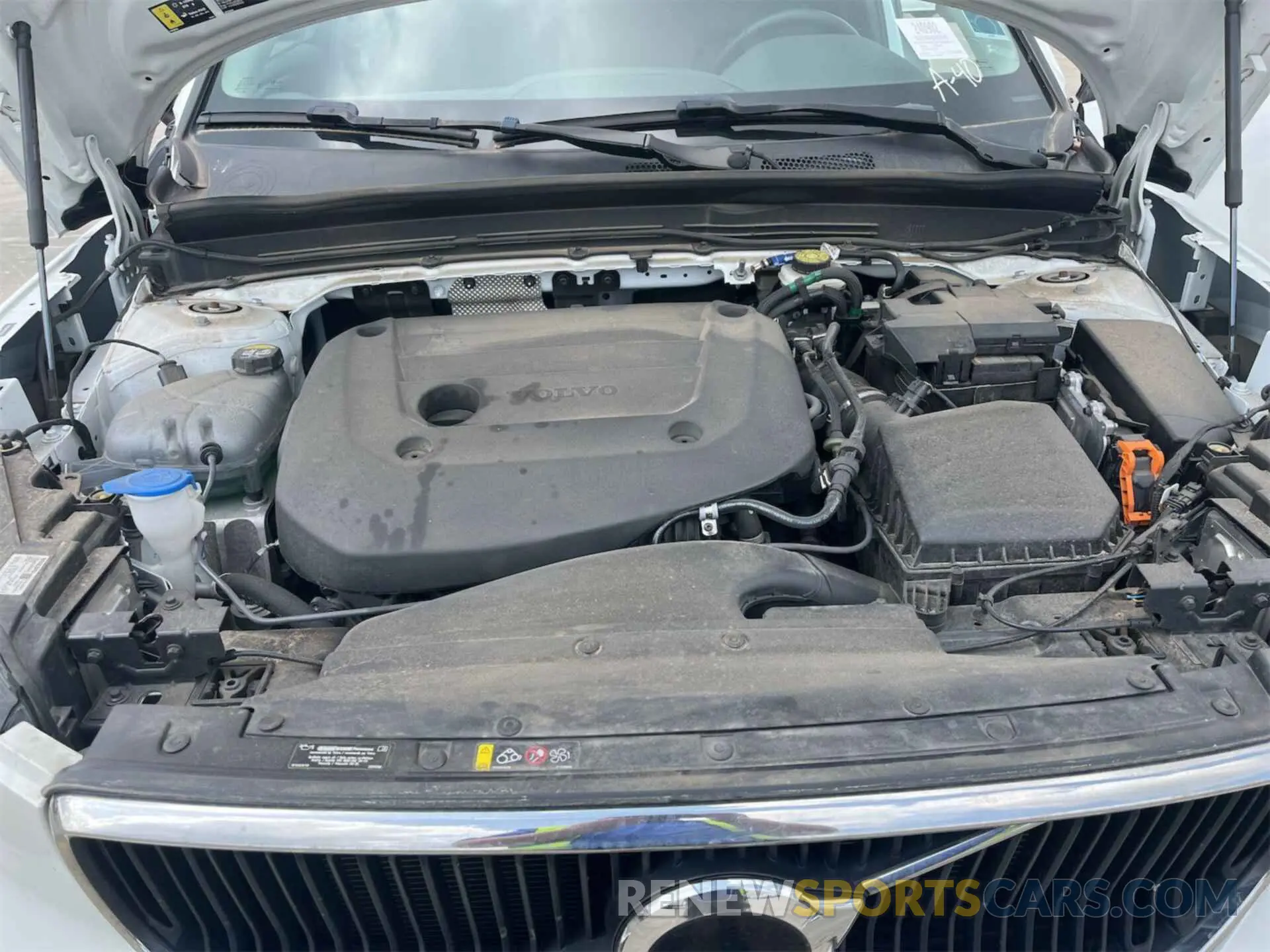 25 Photograph of a damaged car YV4K92HKXP2060377 VOLVO XC40 2023