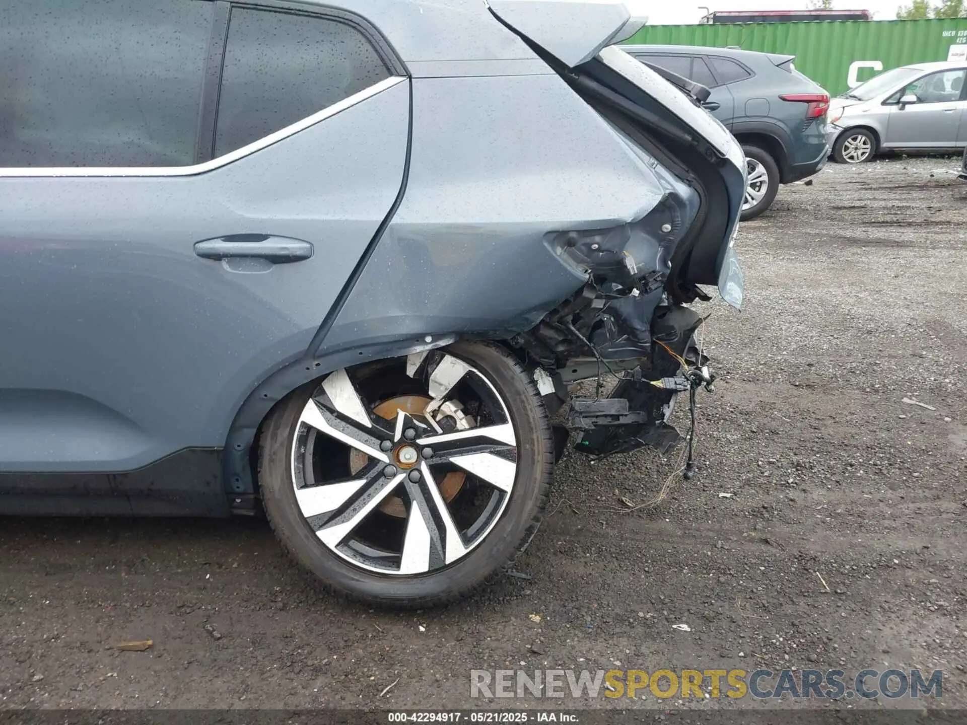 6 Photograph of a damaged car YV4L12UAXP2025895 VOLVO XC40 2023