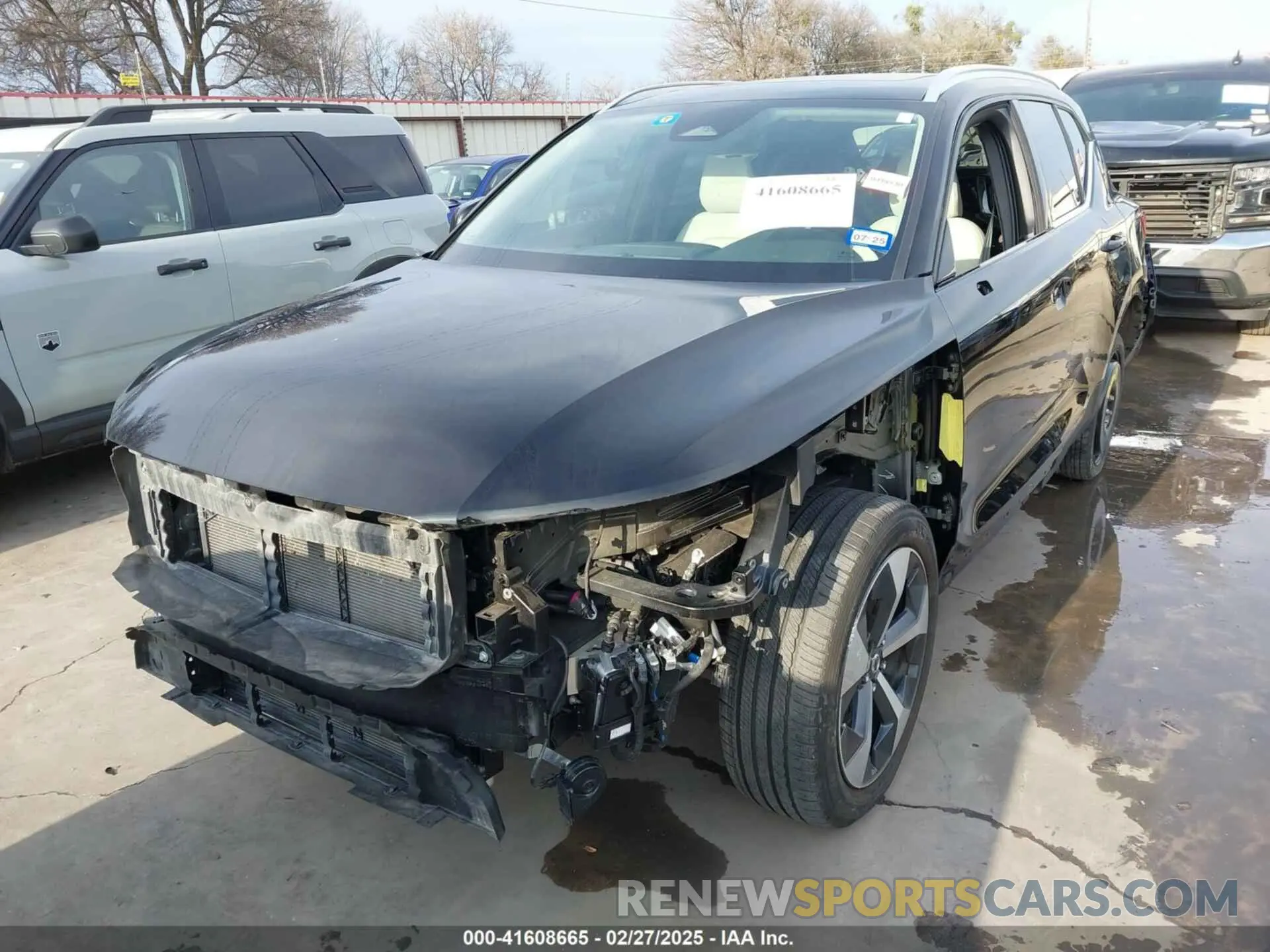 2 Фотография поврежденного автомобиля YV4L12UN9P2949683 VOLVO XC40 2023