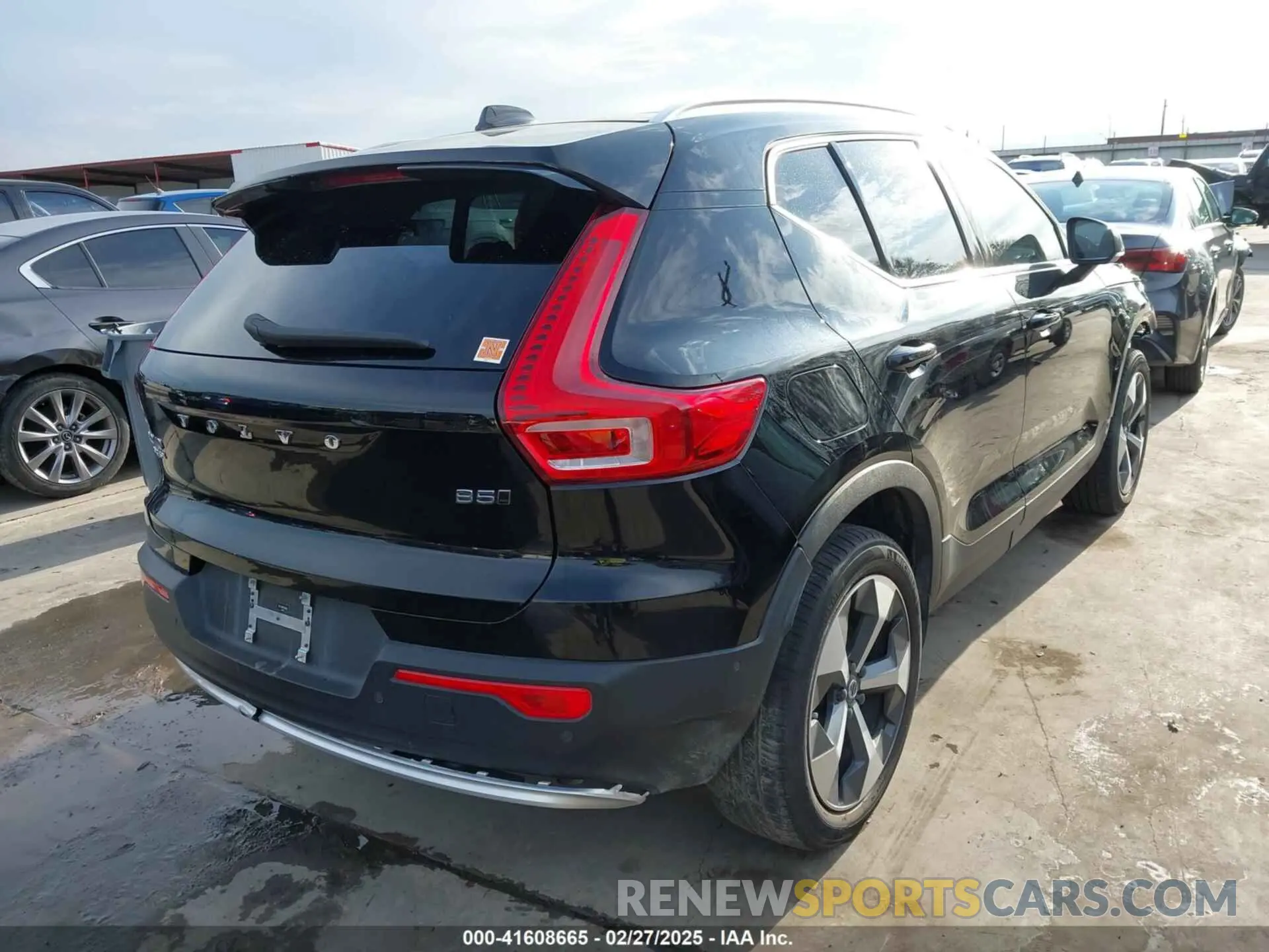 4 Фотография поврежденного автомобиля YV4L12UN9P2949683 VOLVO XC40 2023