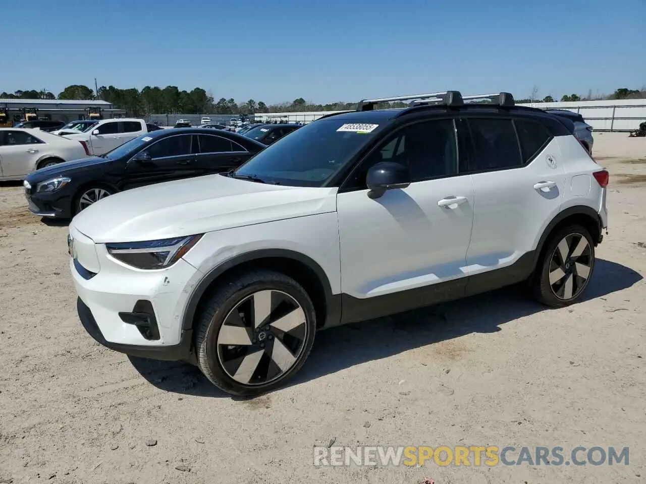 1 Фотография поврежденного автомобиля YV4EH3HL4R2289431 VOLVO XC40 2024