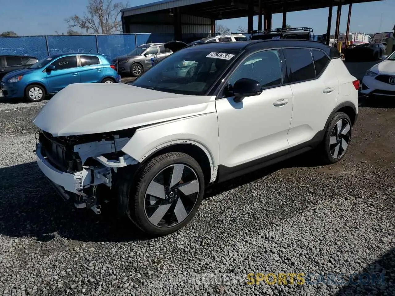 1 Фотография поврежденного автомобиля YV4ER3XL3R2240719 VOLVO XC40 2024