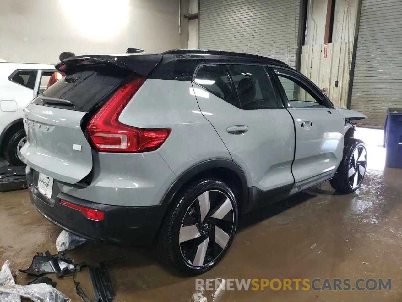 3 Фотография поврежденного автомобиля YV4ER3XM9R2240653 VOLVO XC40 2024