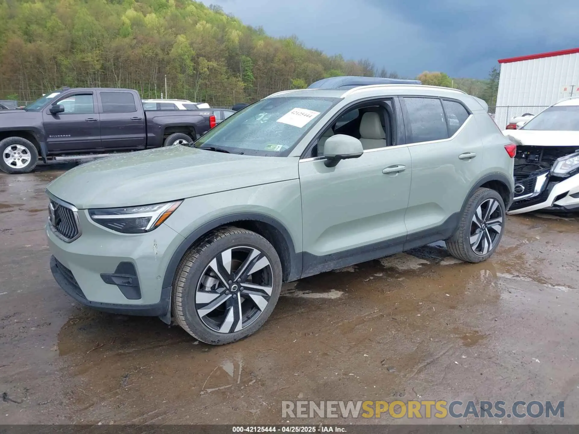 2 Photograph of a damaged car YV4L12UF3R2260539 VOLVO XC40 2024