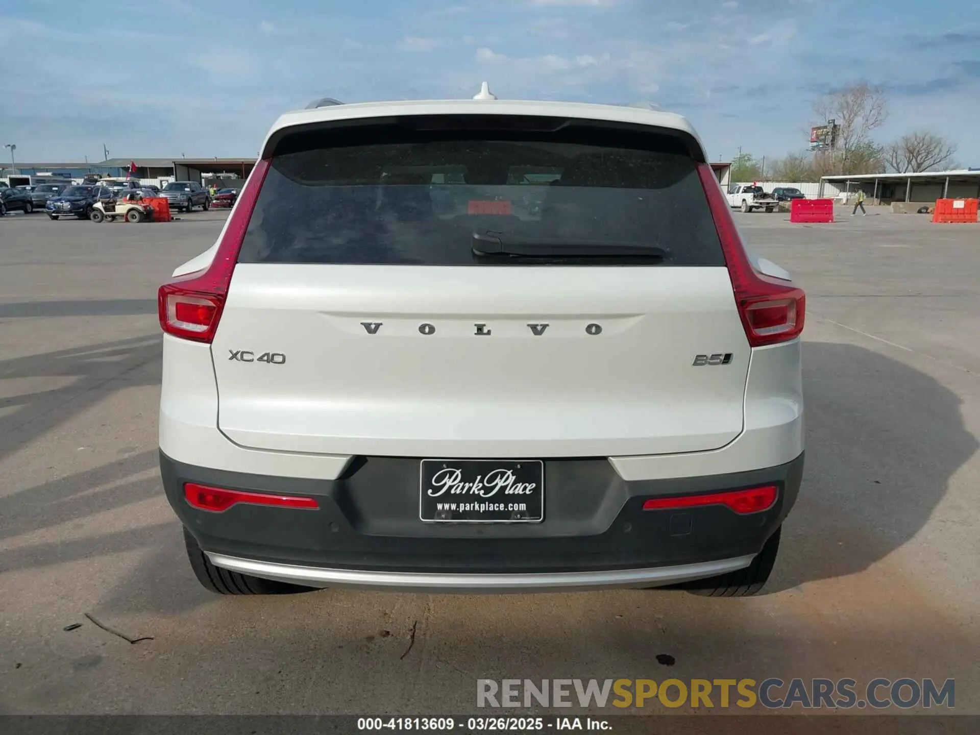 17 Фотография поврежденного автомобиля YV4L12UK5R2226924 VOLVO XC40 2024