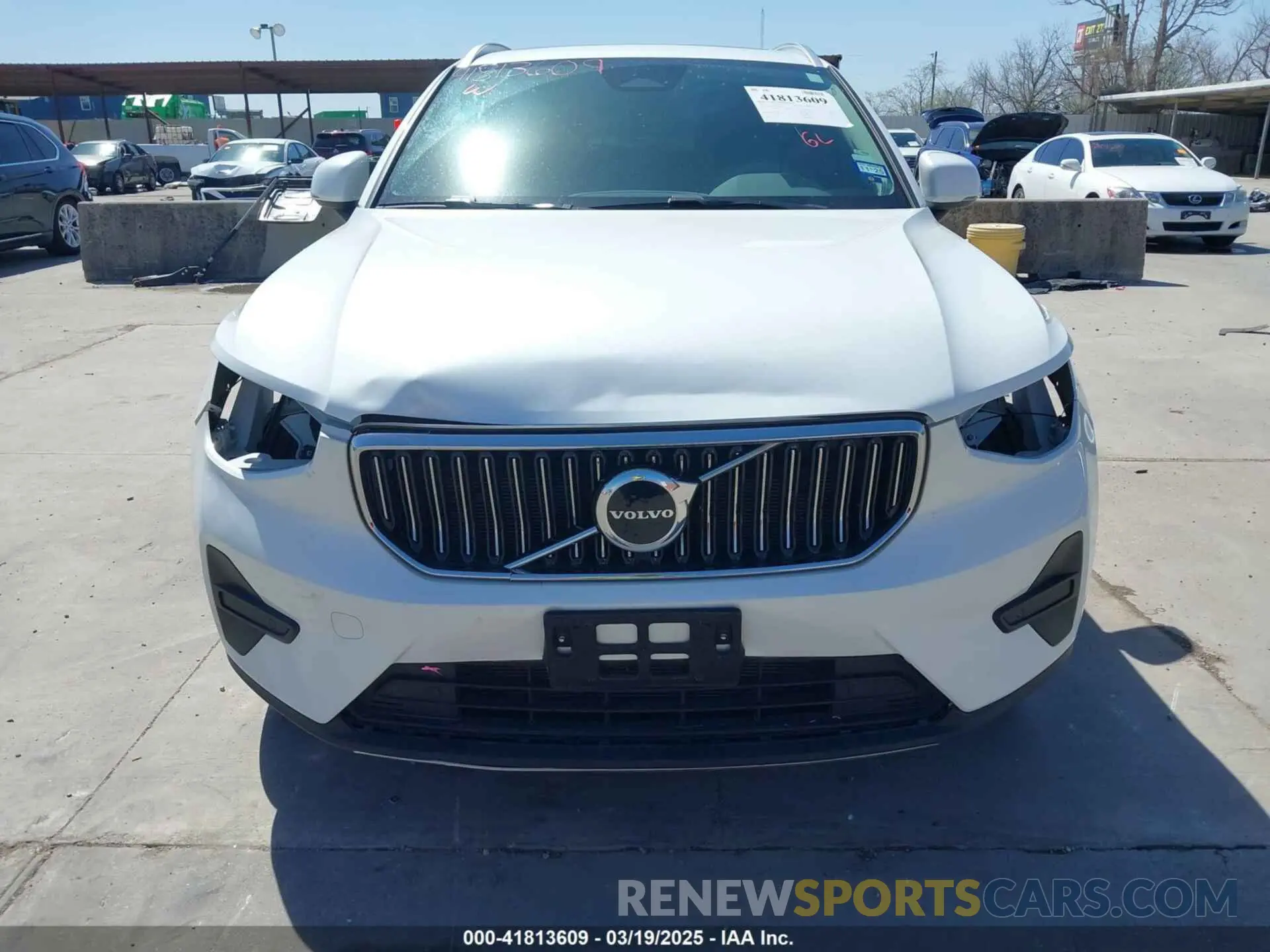 6 Фотография поврежденного автомобиля YV4L12UK5R2226924 VOLVO XC40 2024